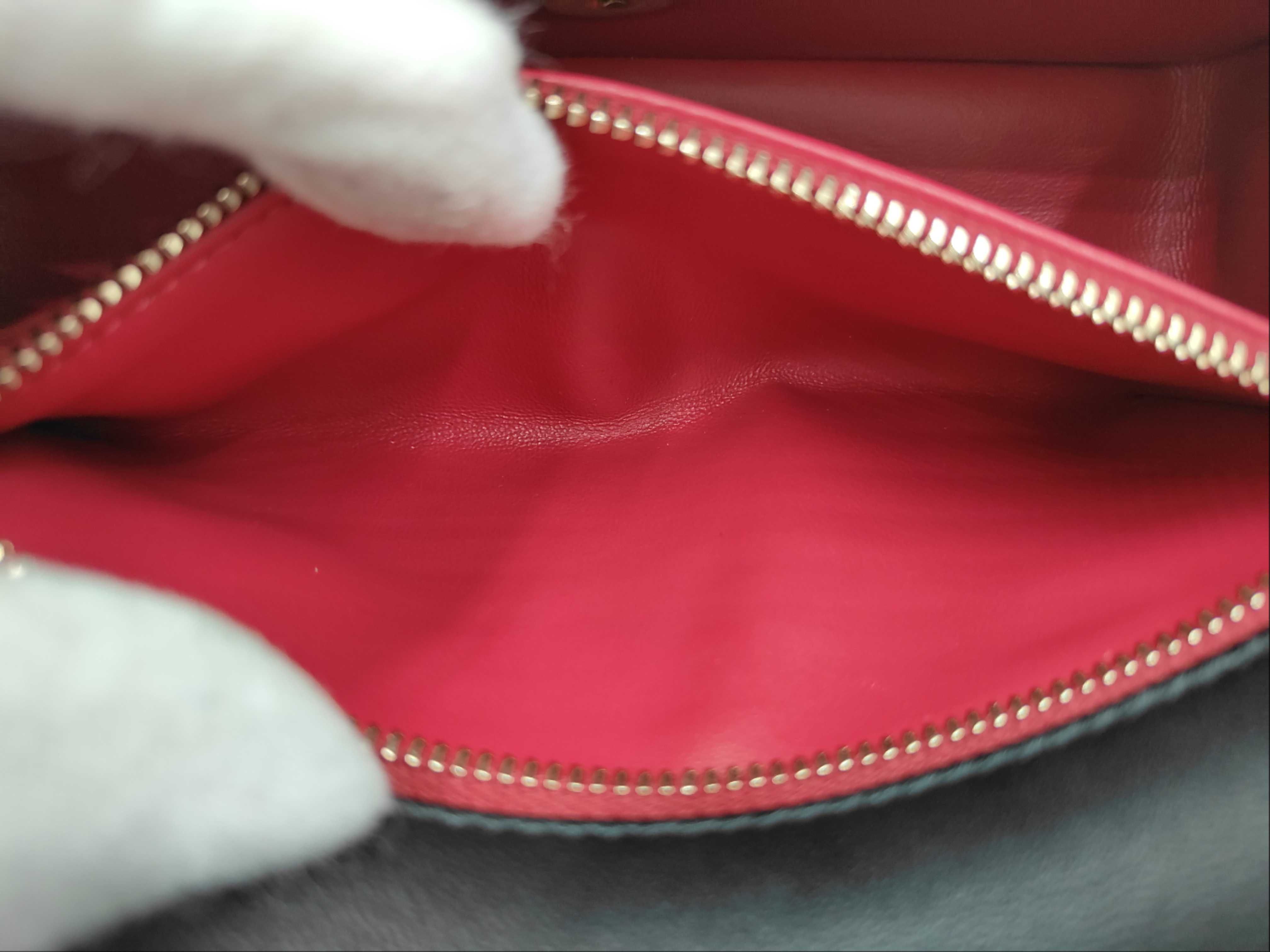 Mini Matelassé 20 IC Camellia Chain Shoulder Bag AS4041 Lambskin E5P5K82E — view 10