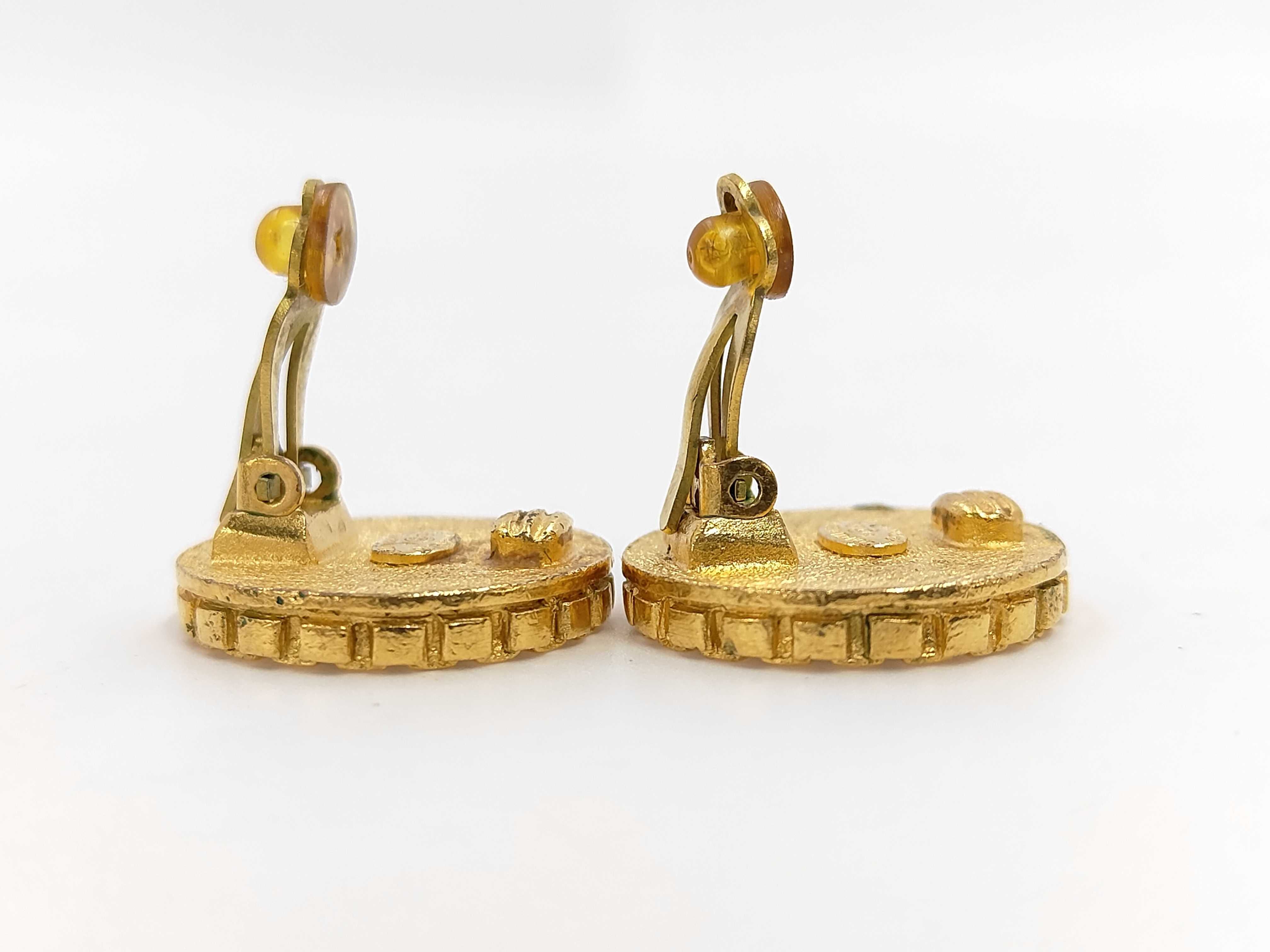 round earrings 95A earrings — view 3