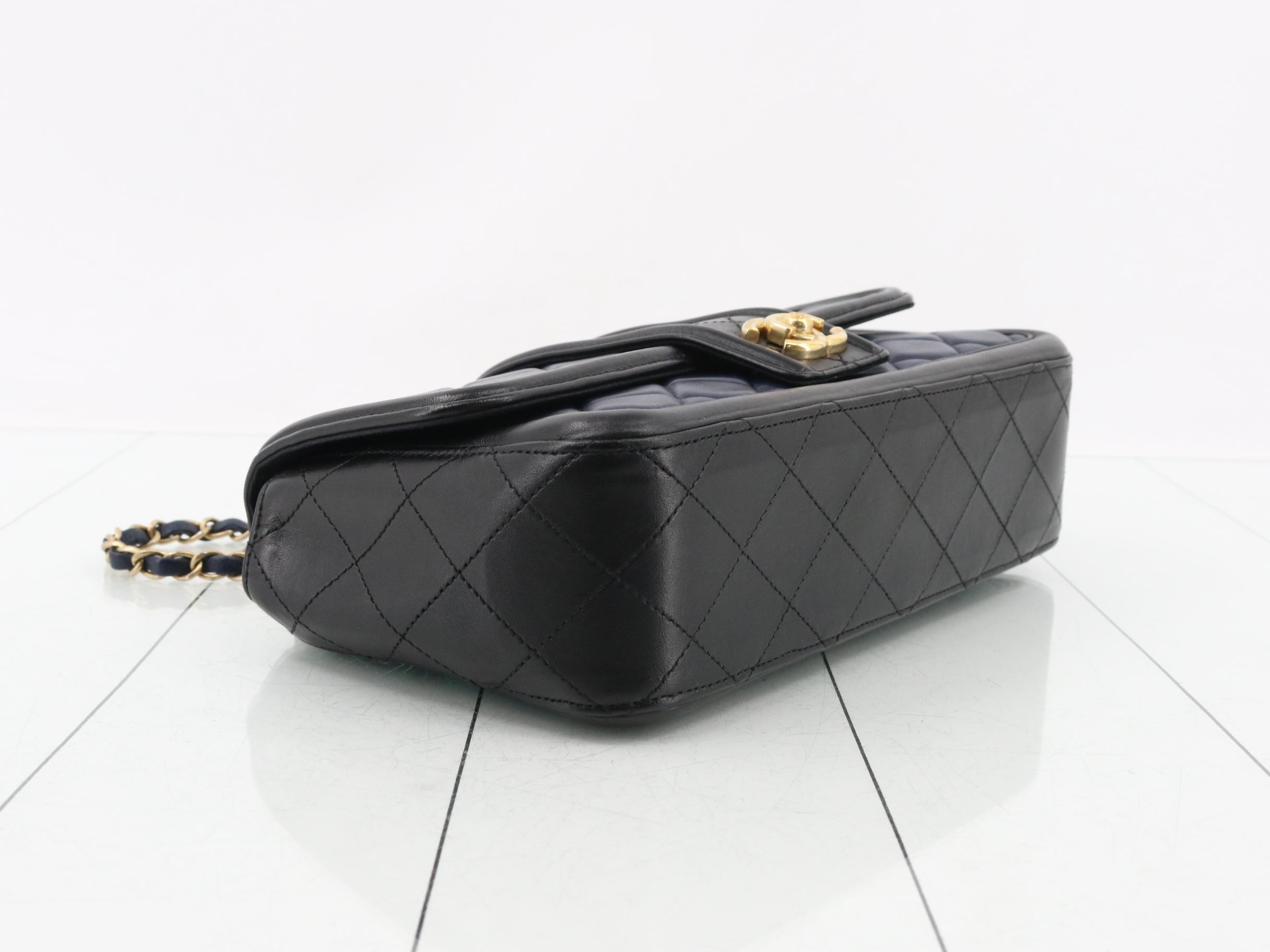 Matelassé (bag) - Shoulder bag — view 5