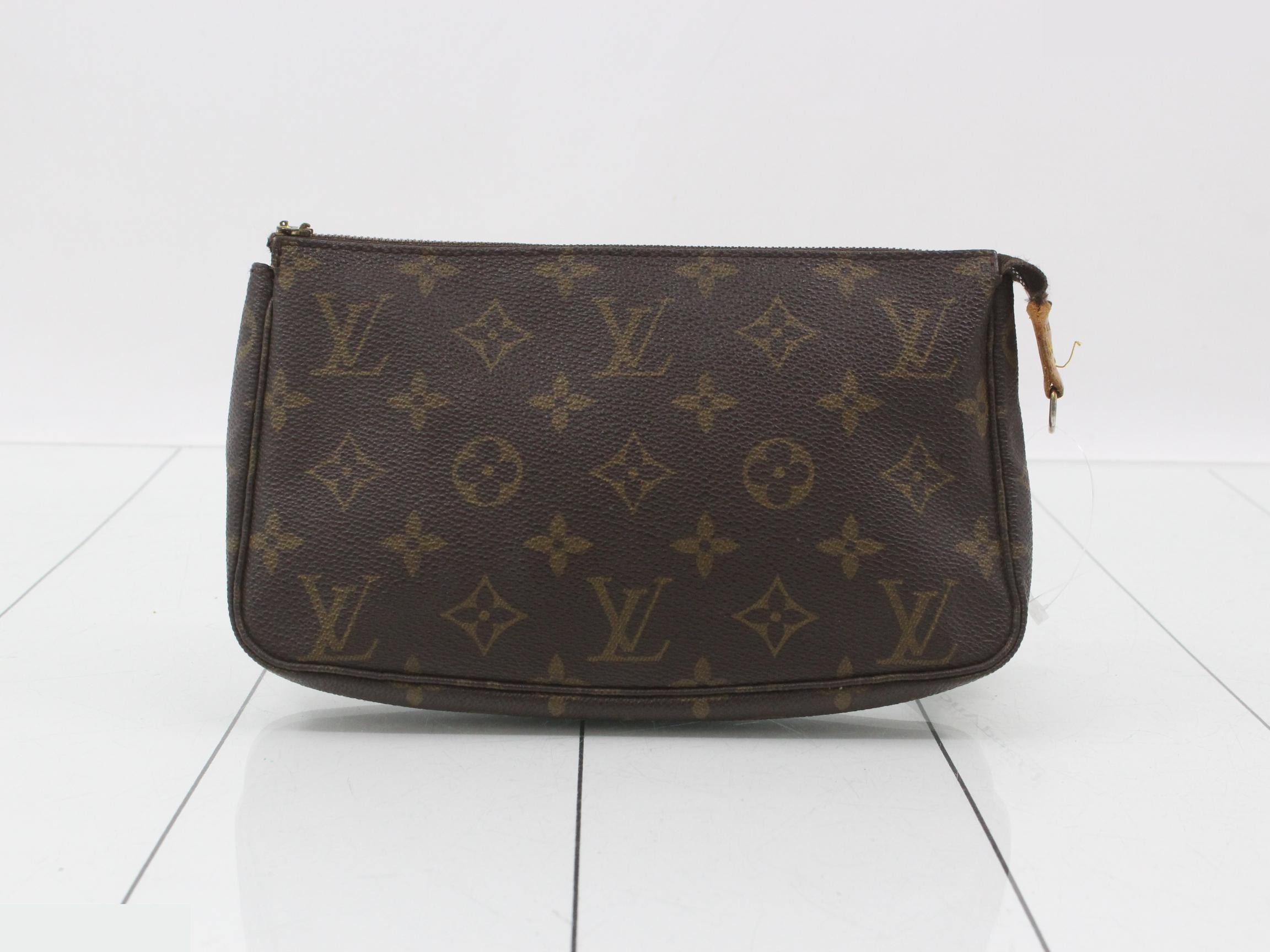 Pochette Accessoires (old model) — view 2