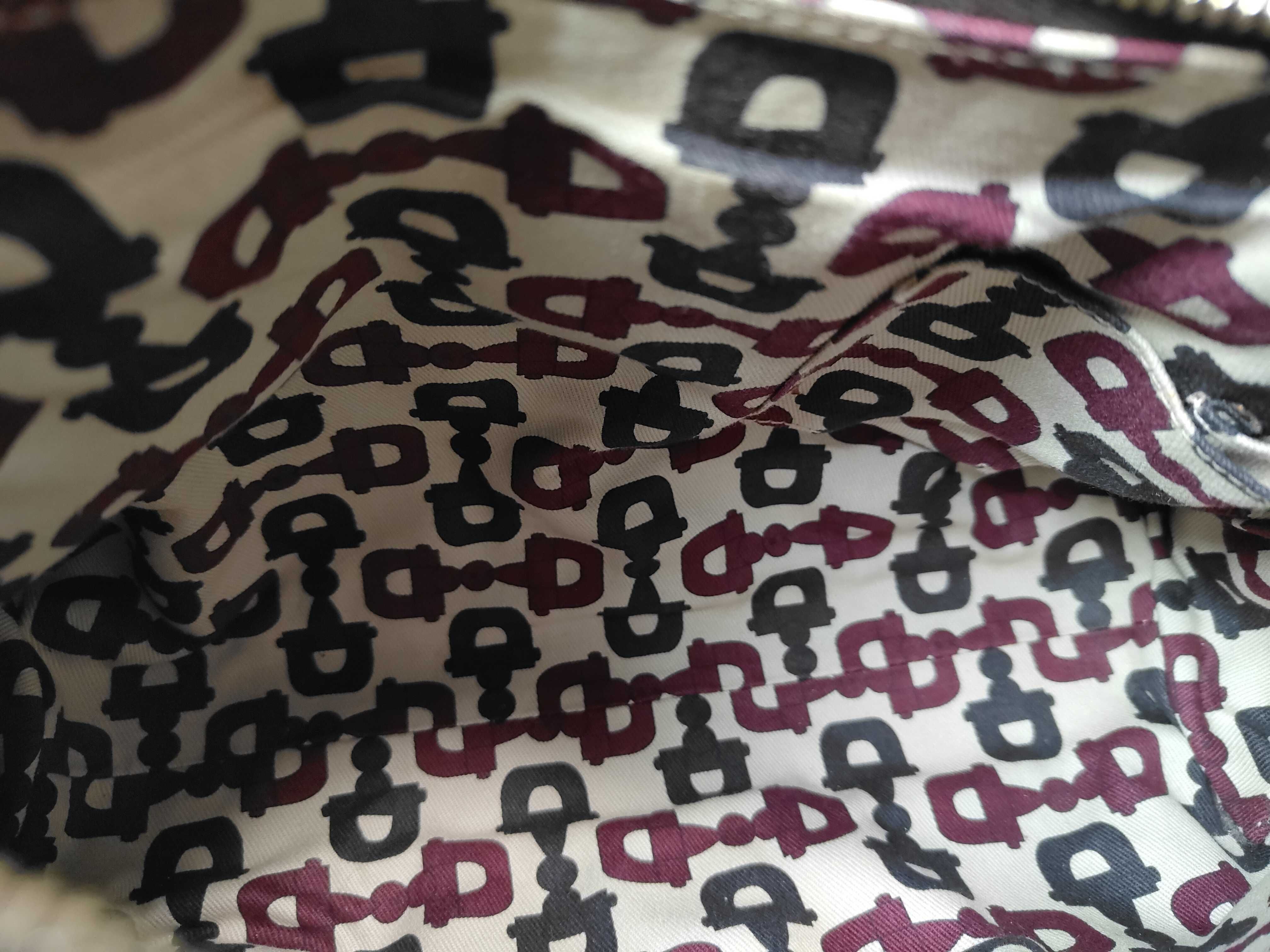 Guccissima GG One-Shoulder Bag (Brown) — view 10