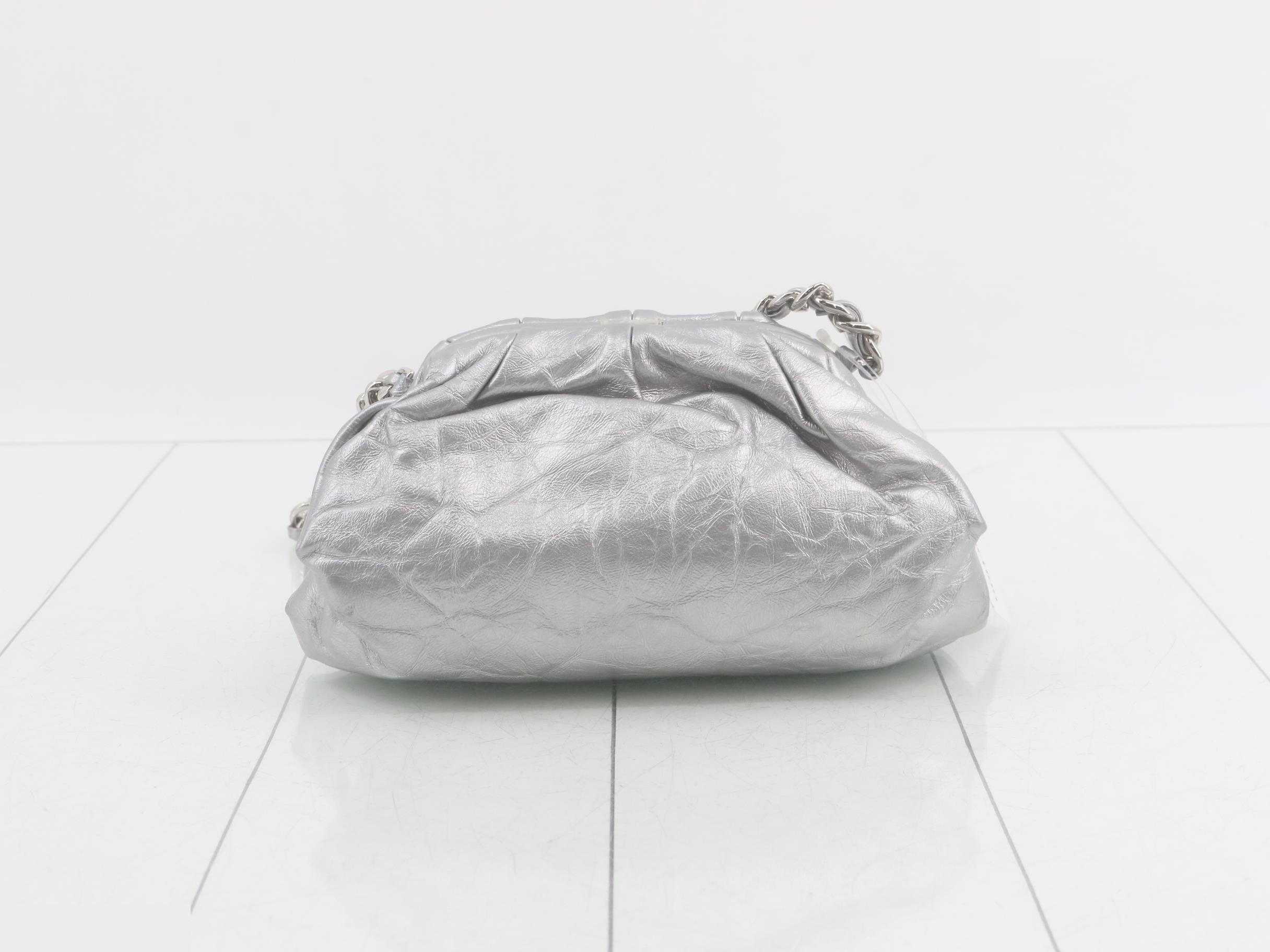 Leather chain shoulder bag, silver color — view 2
