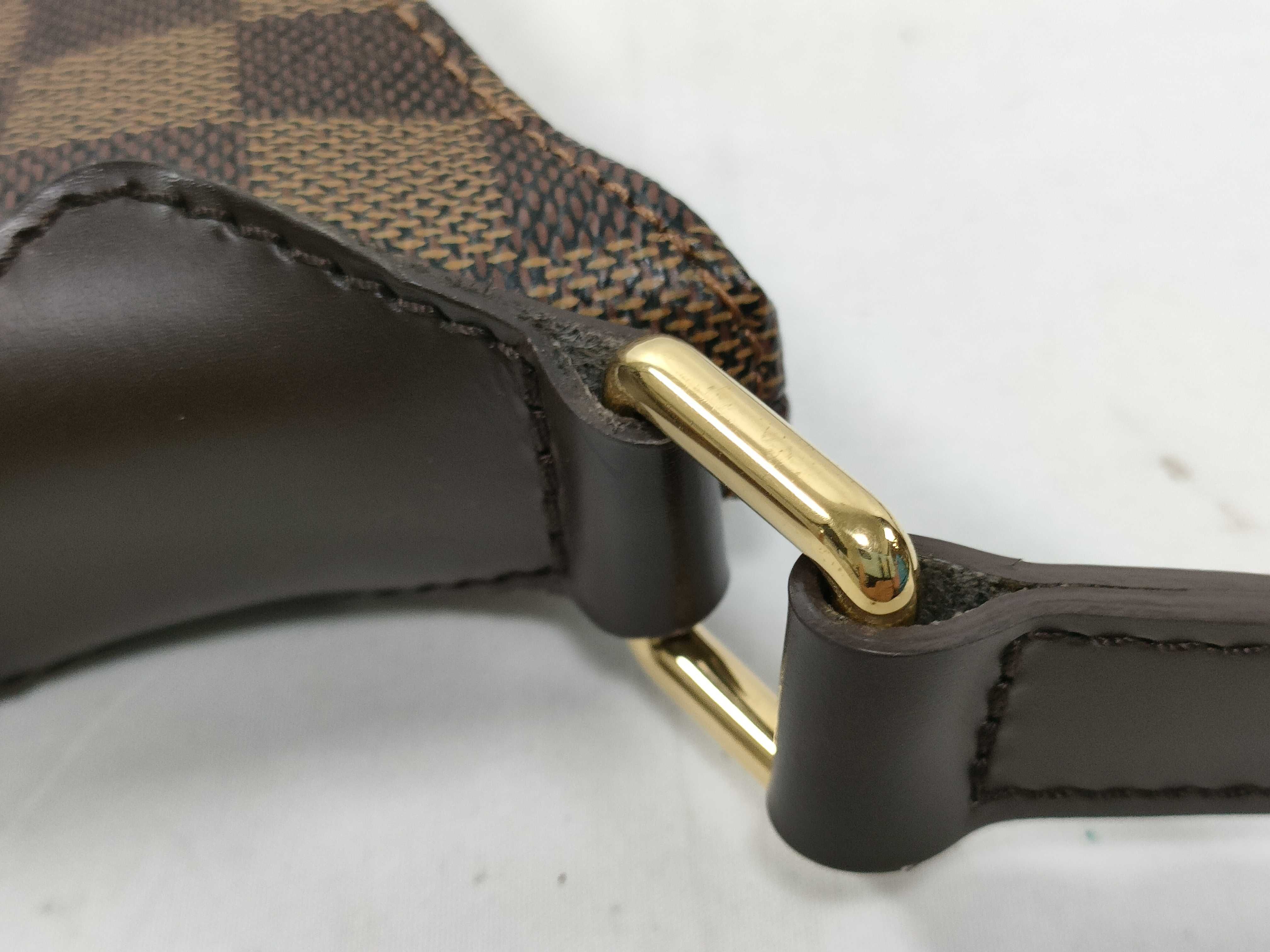 Damier Bloomsbury Shoulder Bag — view 4