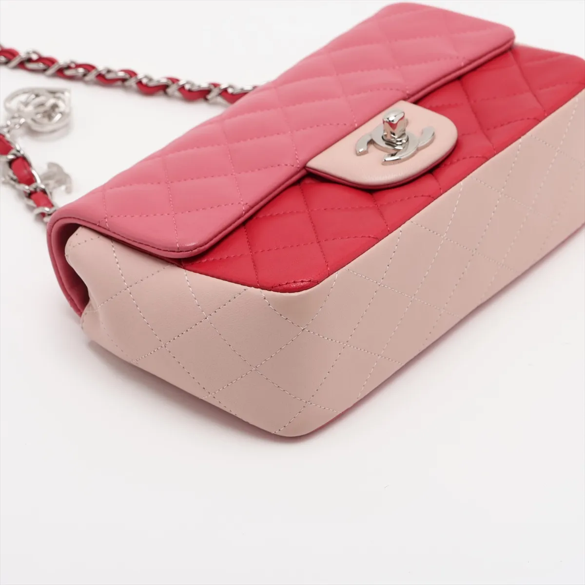Mini Matelassé 20 Lambskin Single Flap Single Chain Bag, Pink x Beige, Silver Hardware, 19044804, Serial Number 19-series, A69900 — view 4
