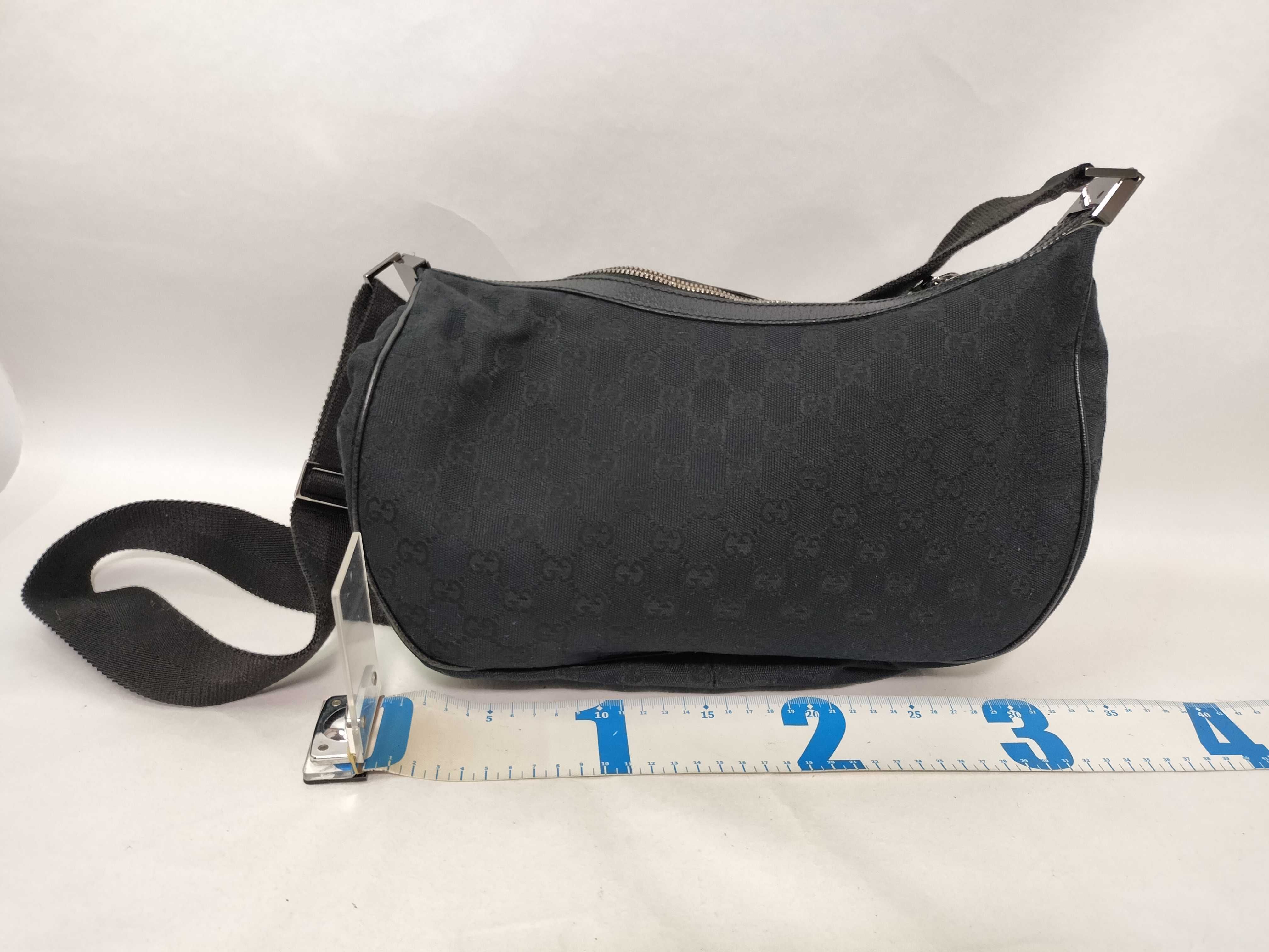 GG Canvas Shoulder Bag, Black — view 2