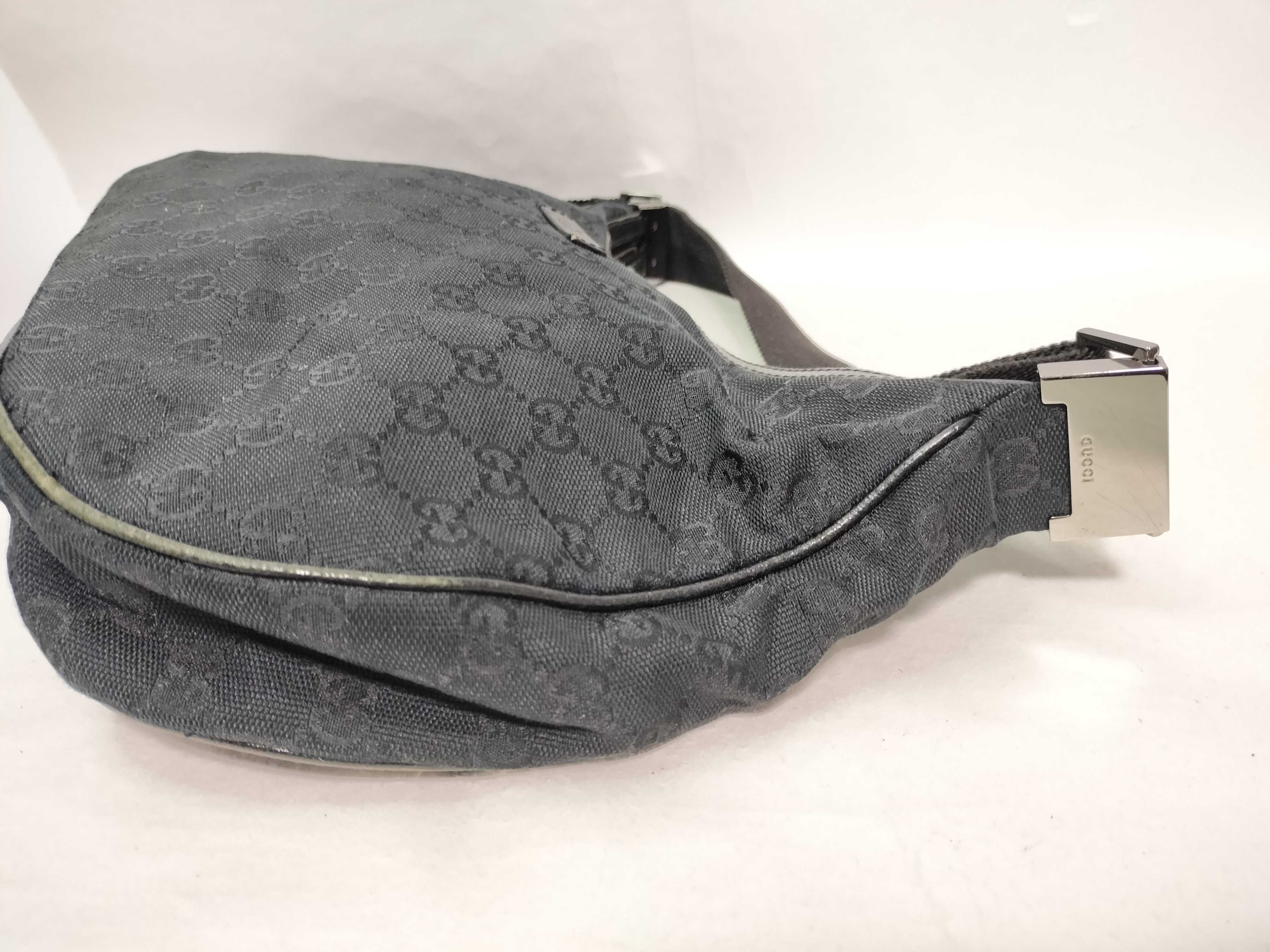 GG Canvas Shoulder Bag, Black — view 11
