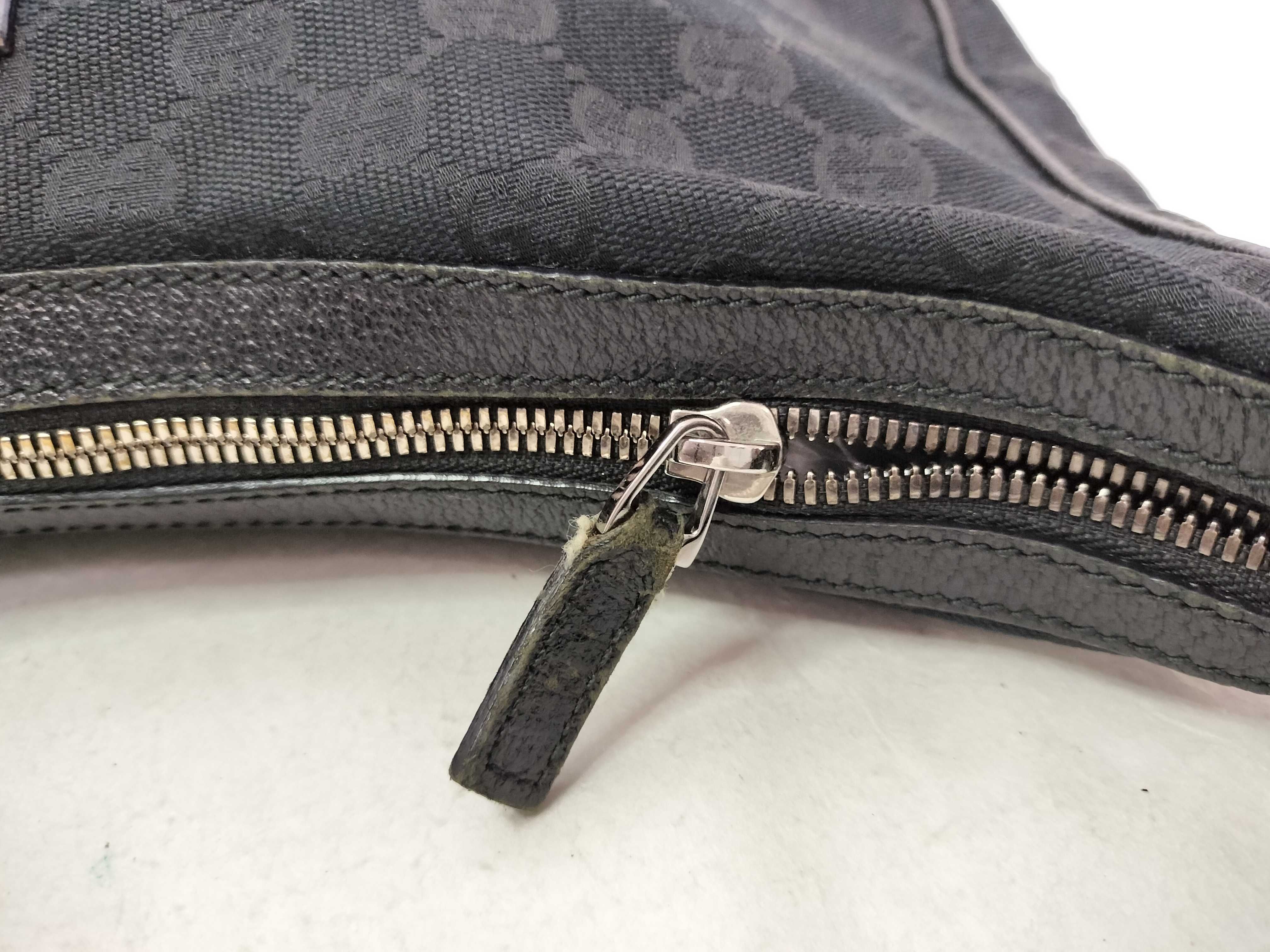 GG Canvas Shoulder Bag, Black — view 13