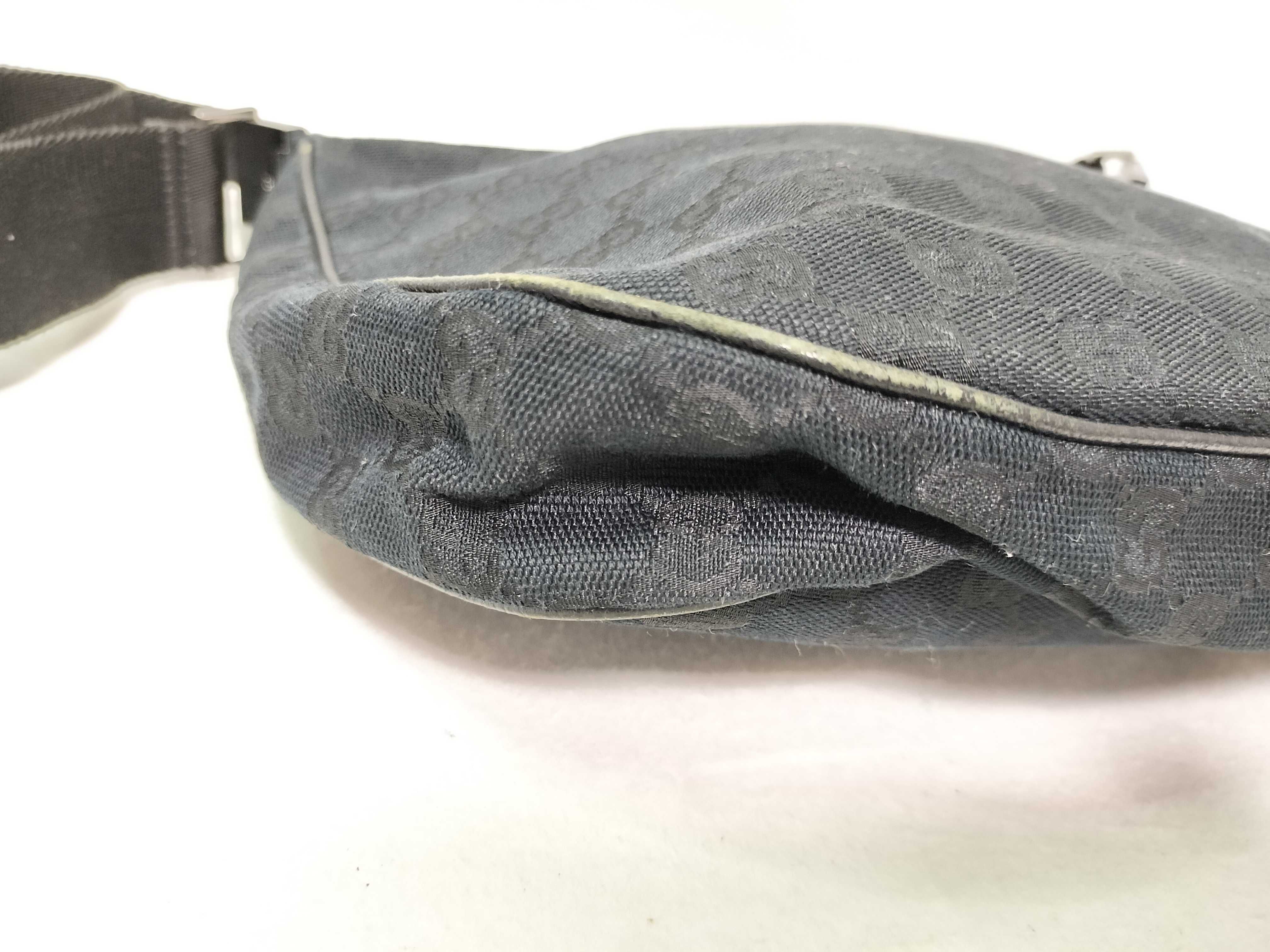 GG Canvas Shoulder Bag, Black — view 9