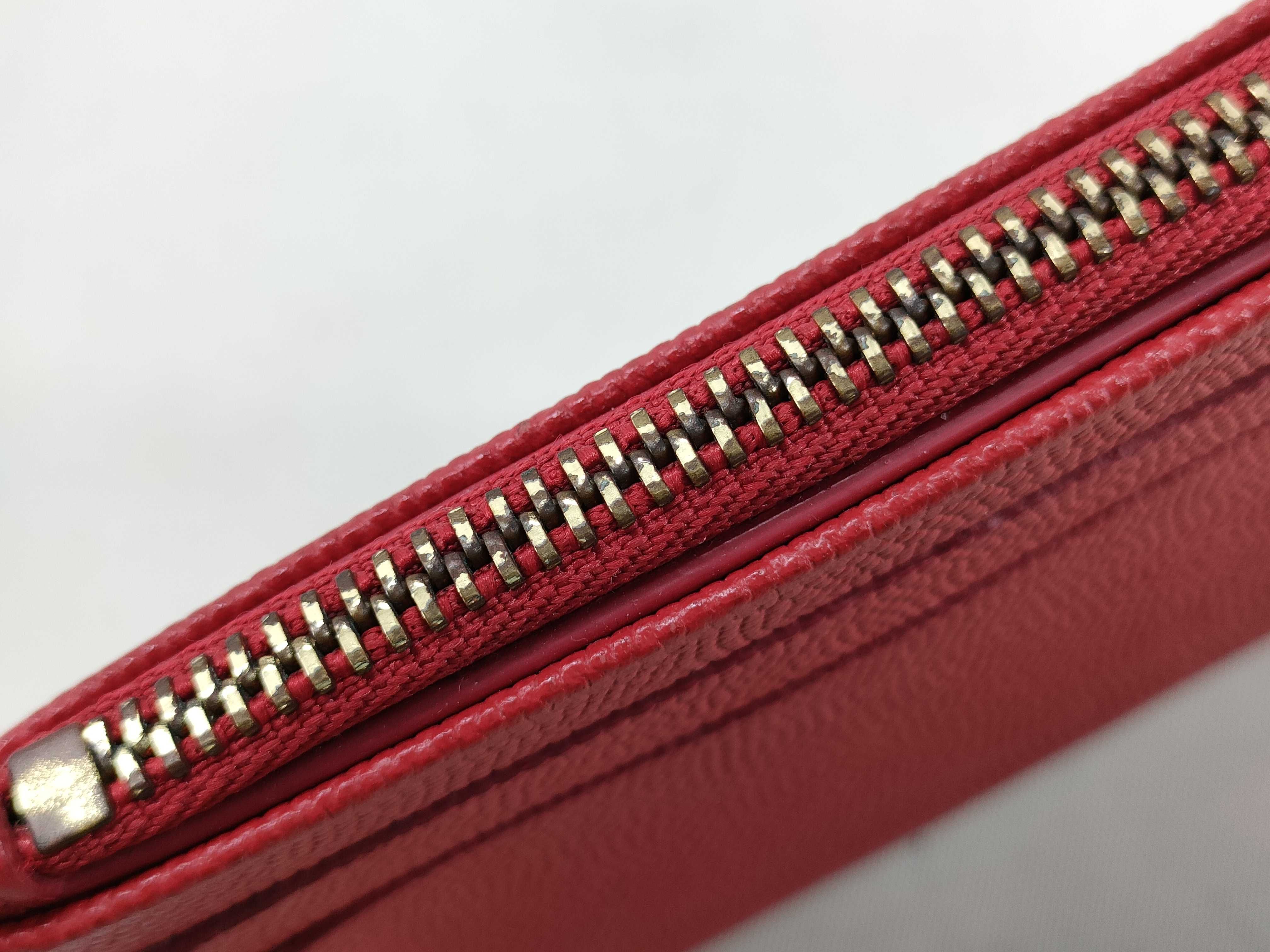 TB Logo Card Case — view 7