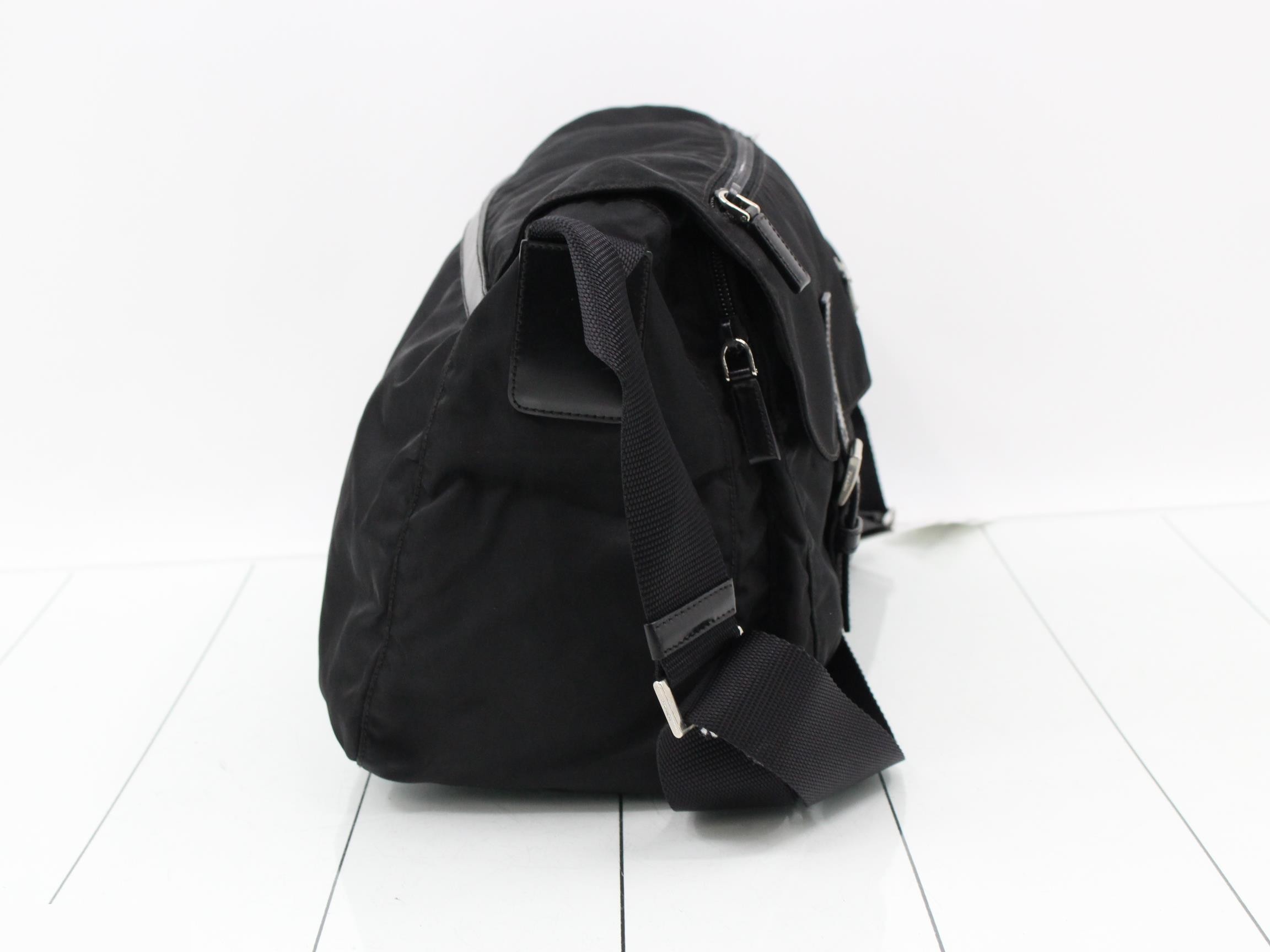Shoulder bag — view 4