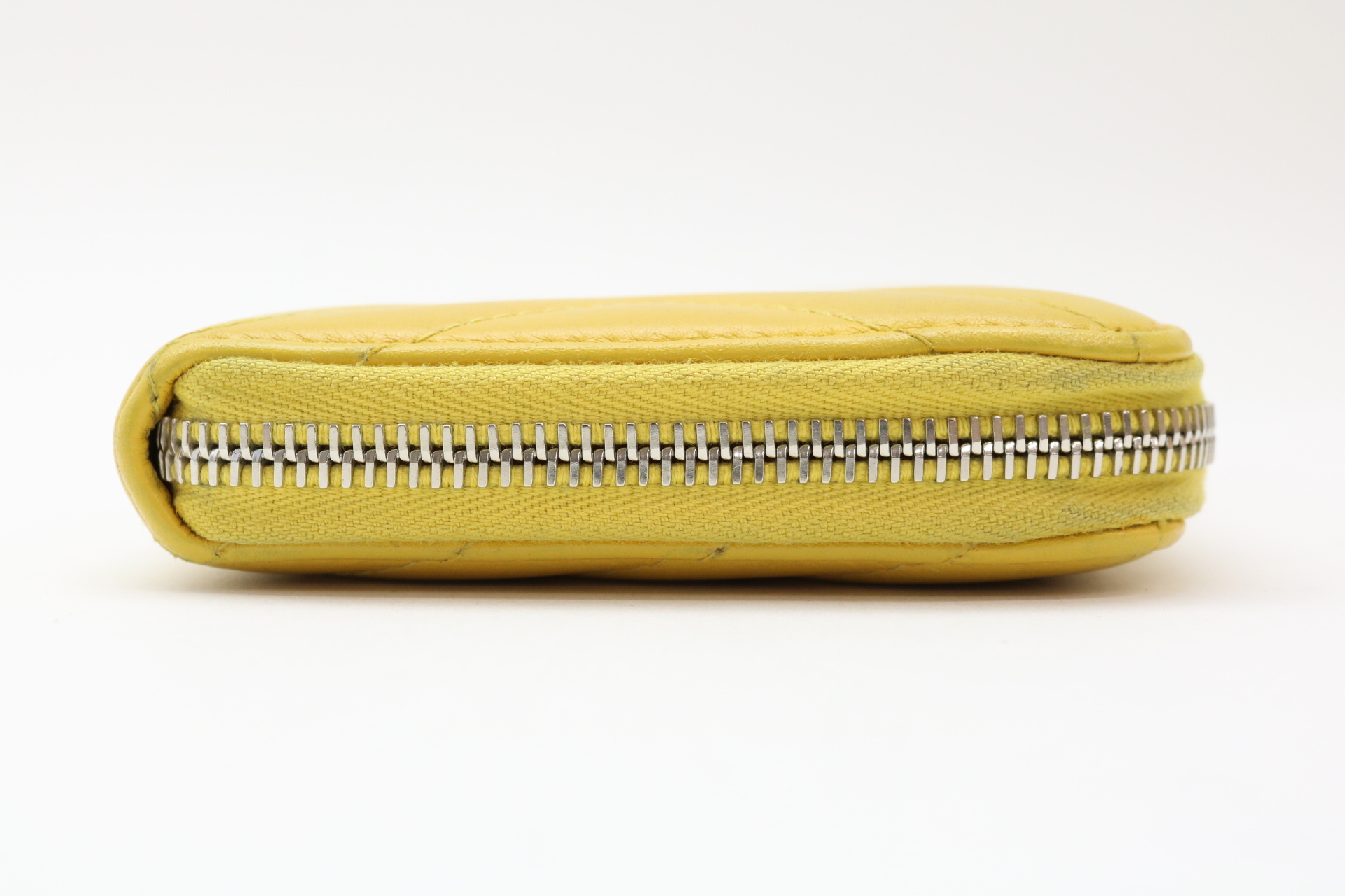 Lambskin Chevron Tassel Coco Mark Round Wallet — view 4