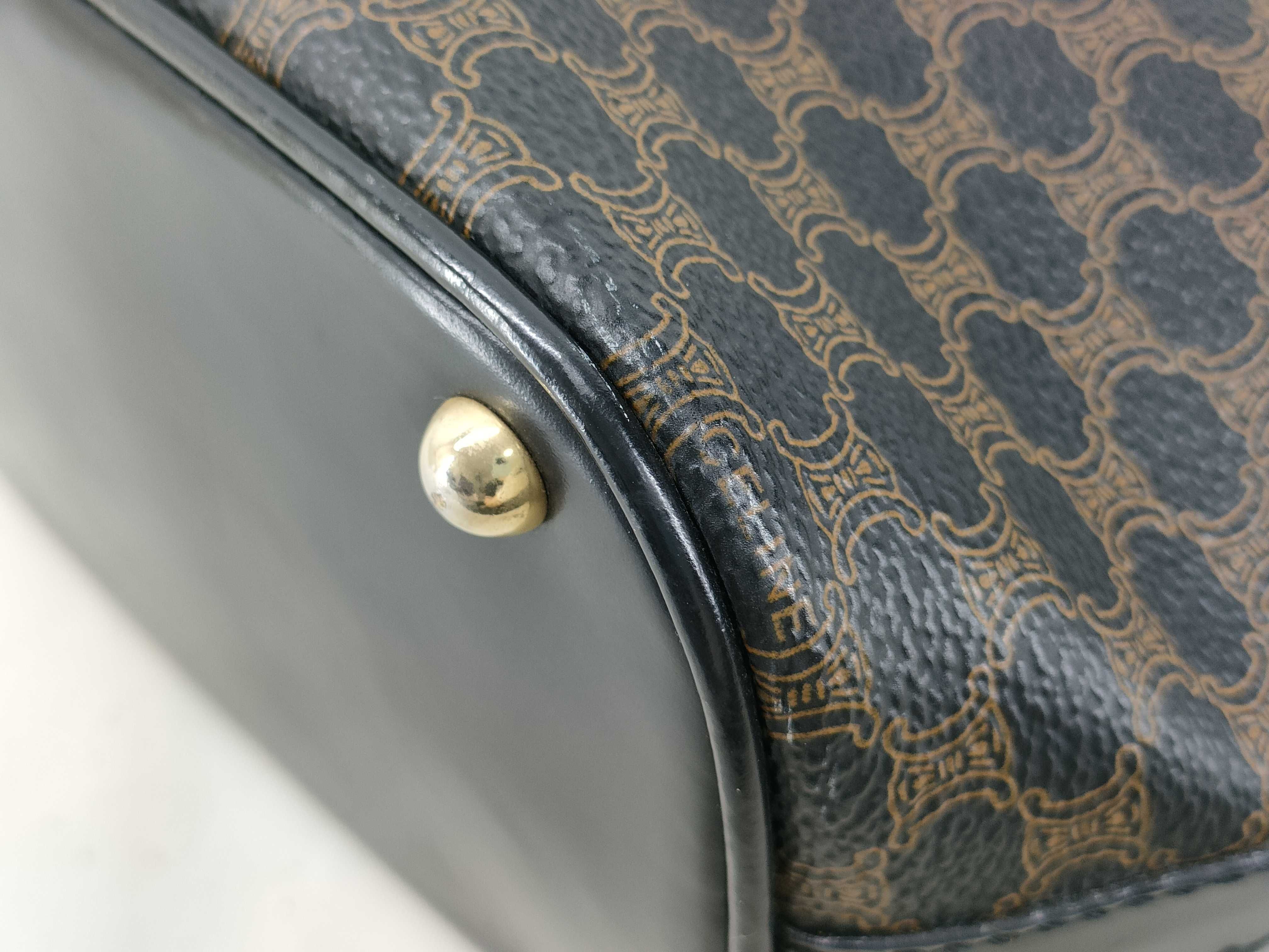 Macadam One-Shoulder Bag (Shoulder Bag) — view 4
