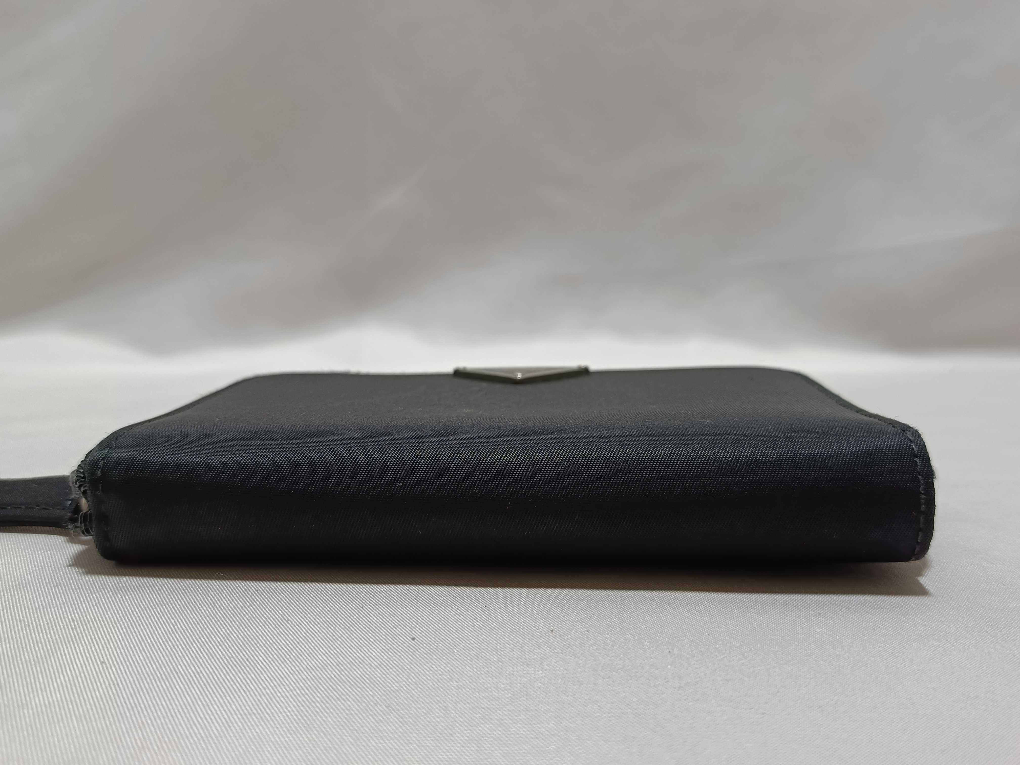 Nylon Round Wallet — view 3