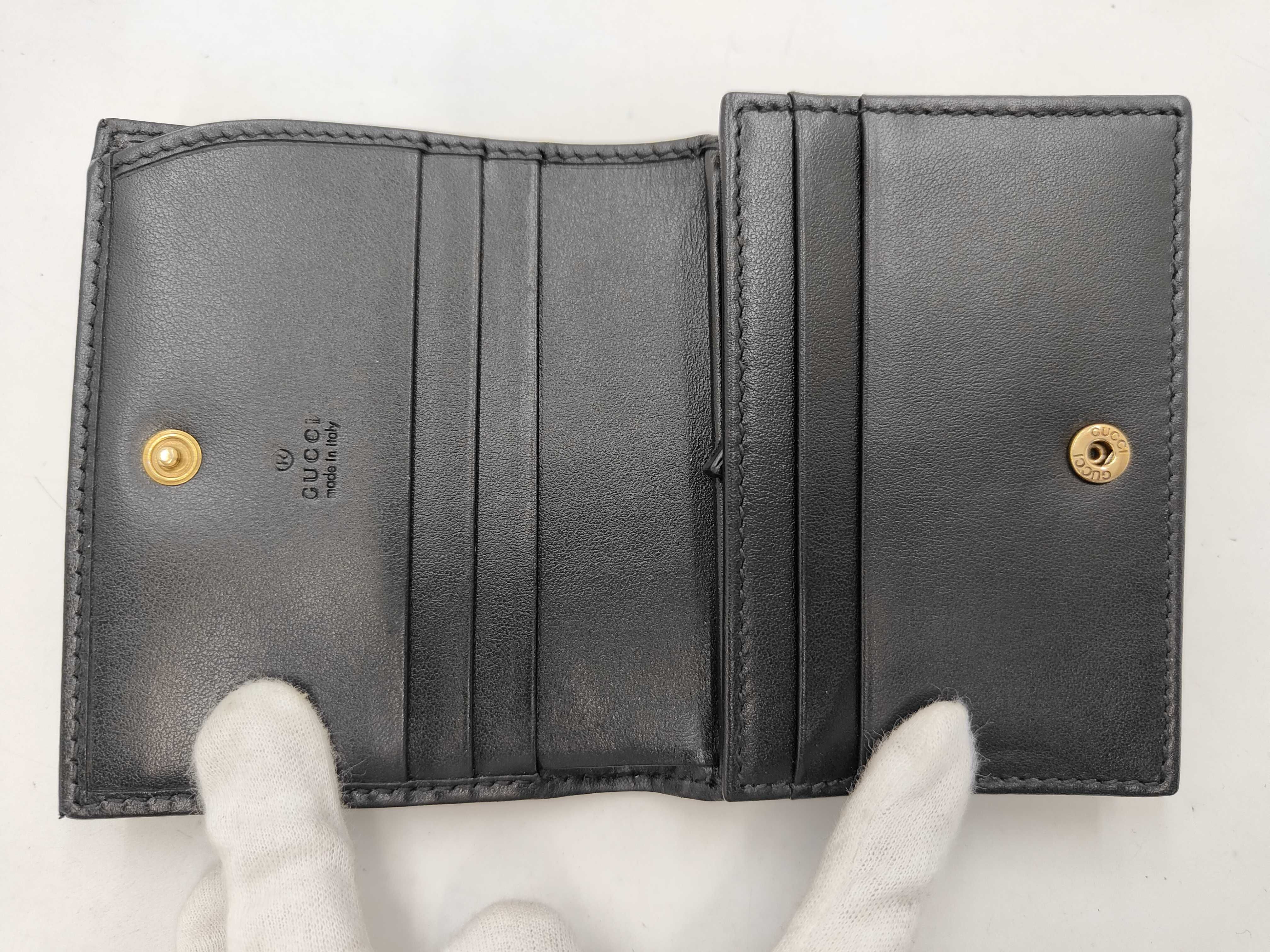 wallet — view 9