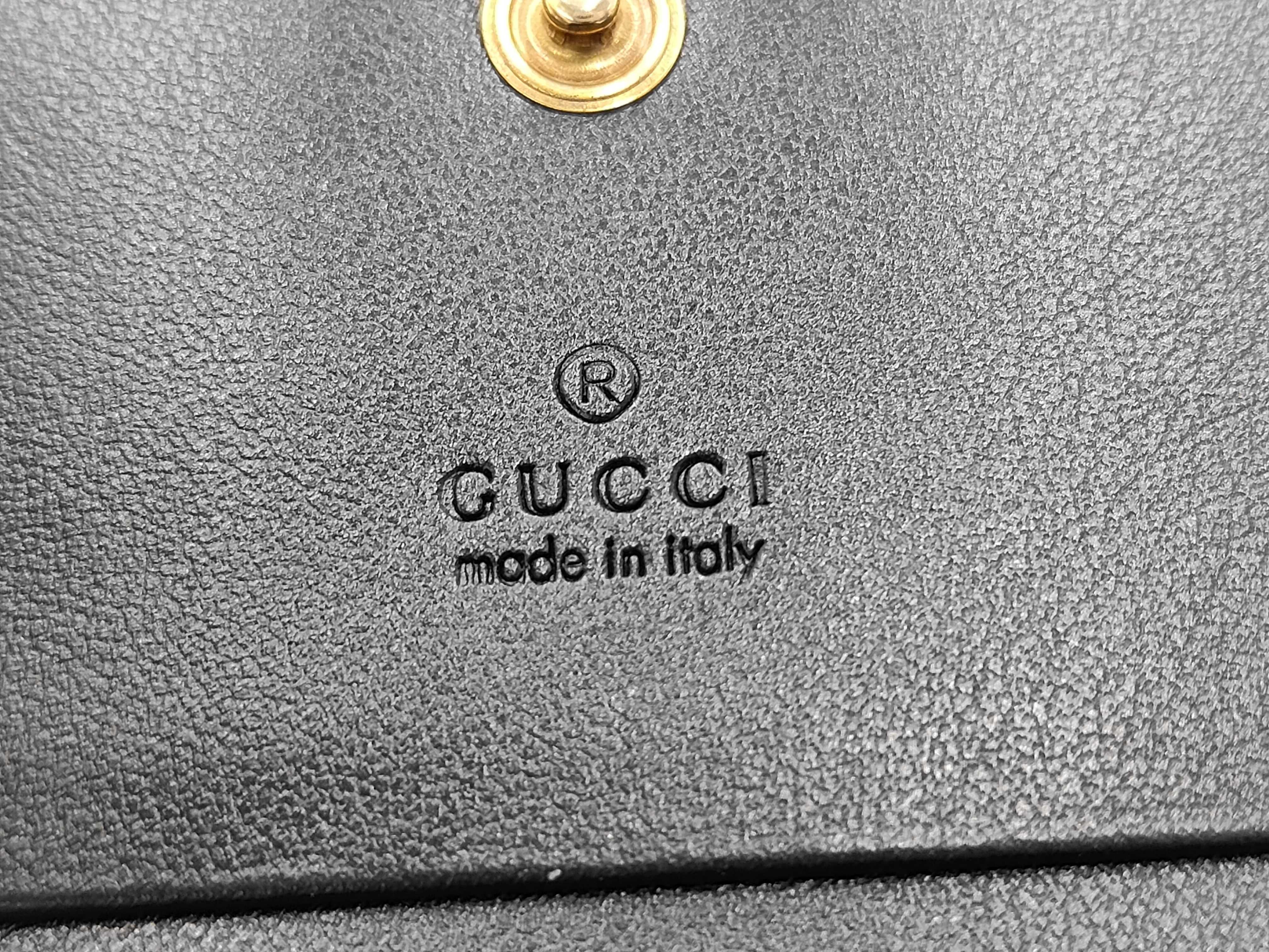 wallet — view 10
