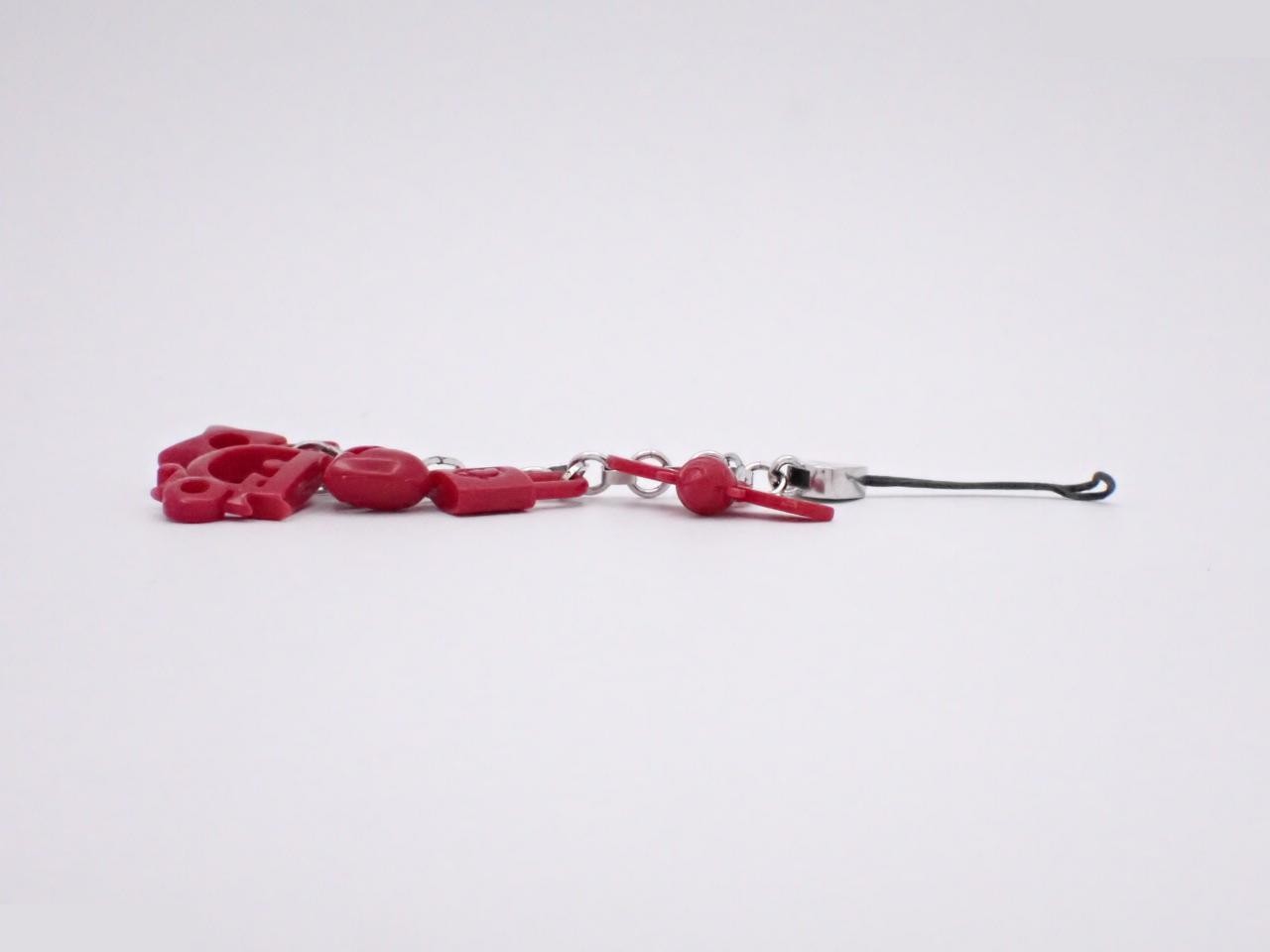 Other items: Small accessories, phone straps, keychains — view 3