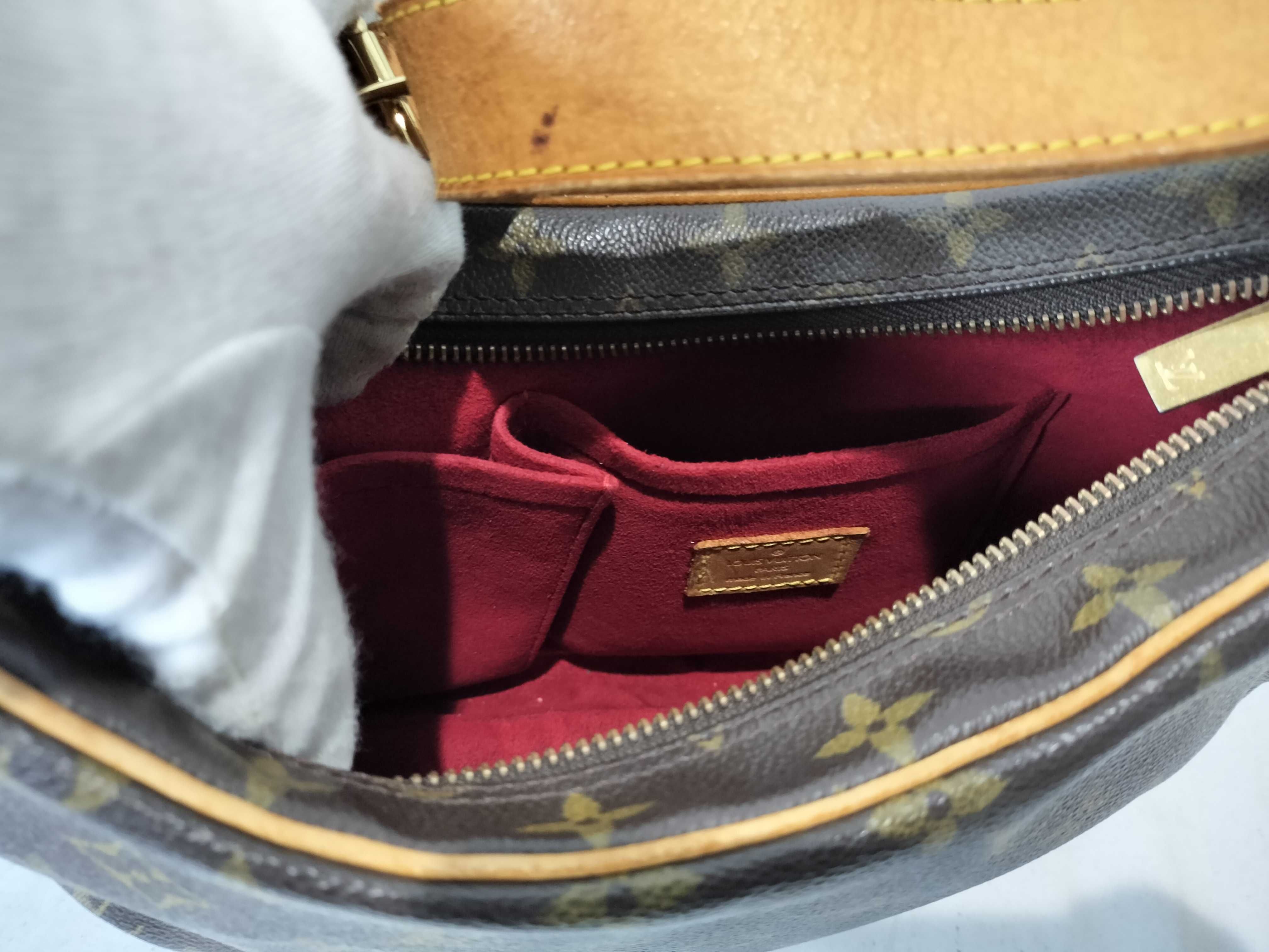 Monogram M51512 Croissant MM Handbag — view 9