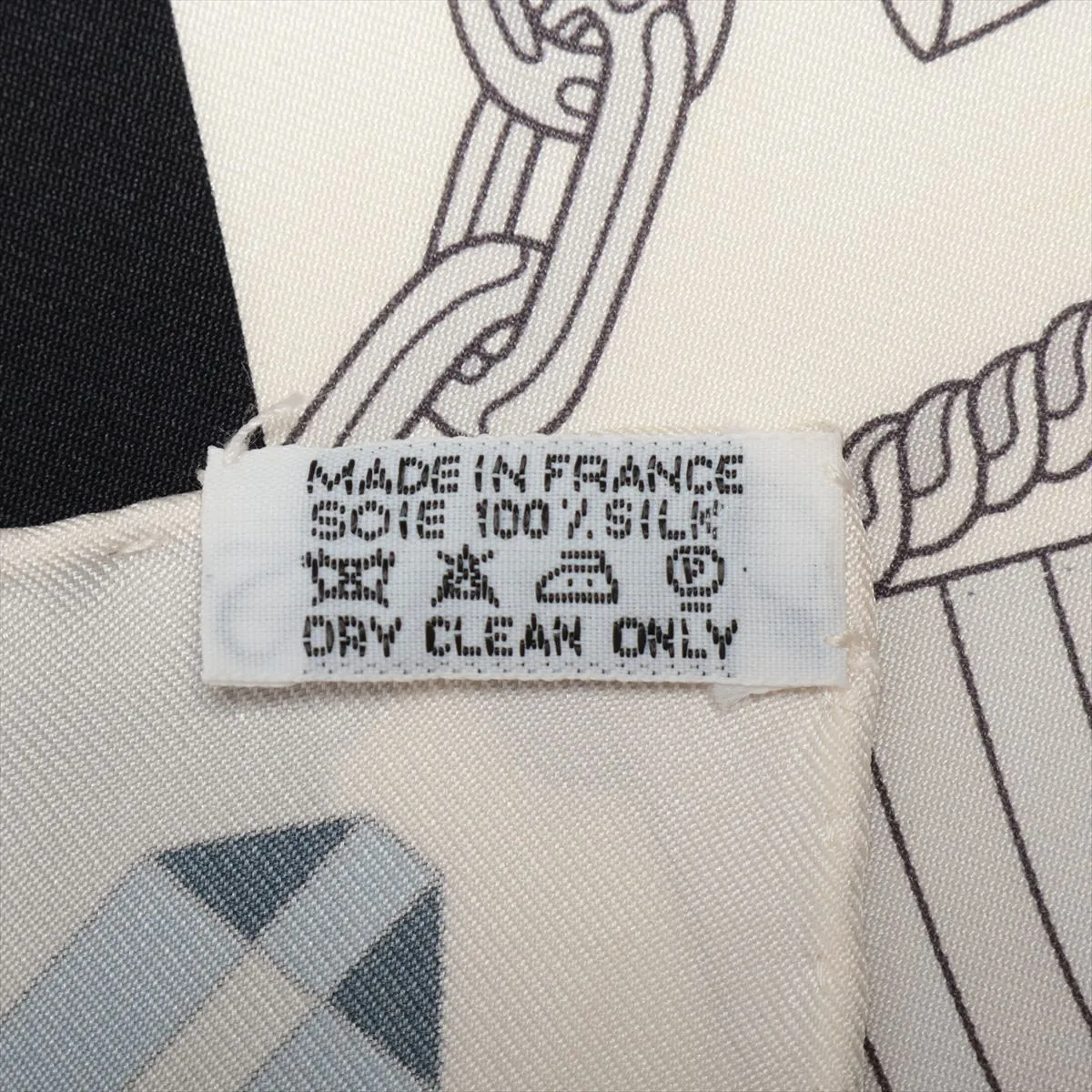 Carre 90 LES TROPHEES Trophy Scarf Silk White — view 6