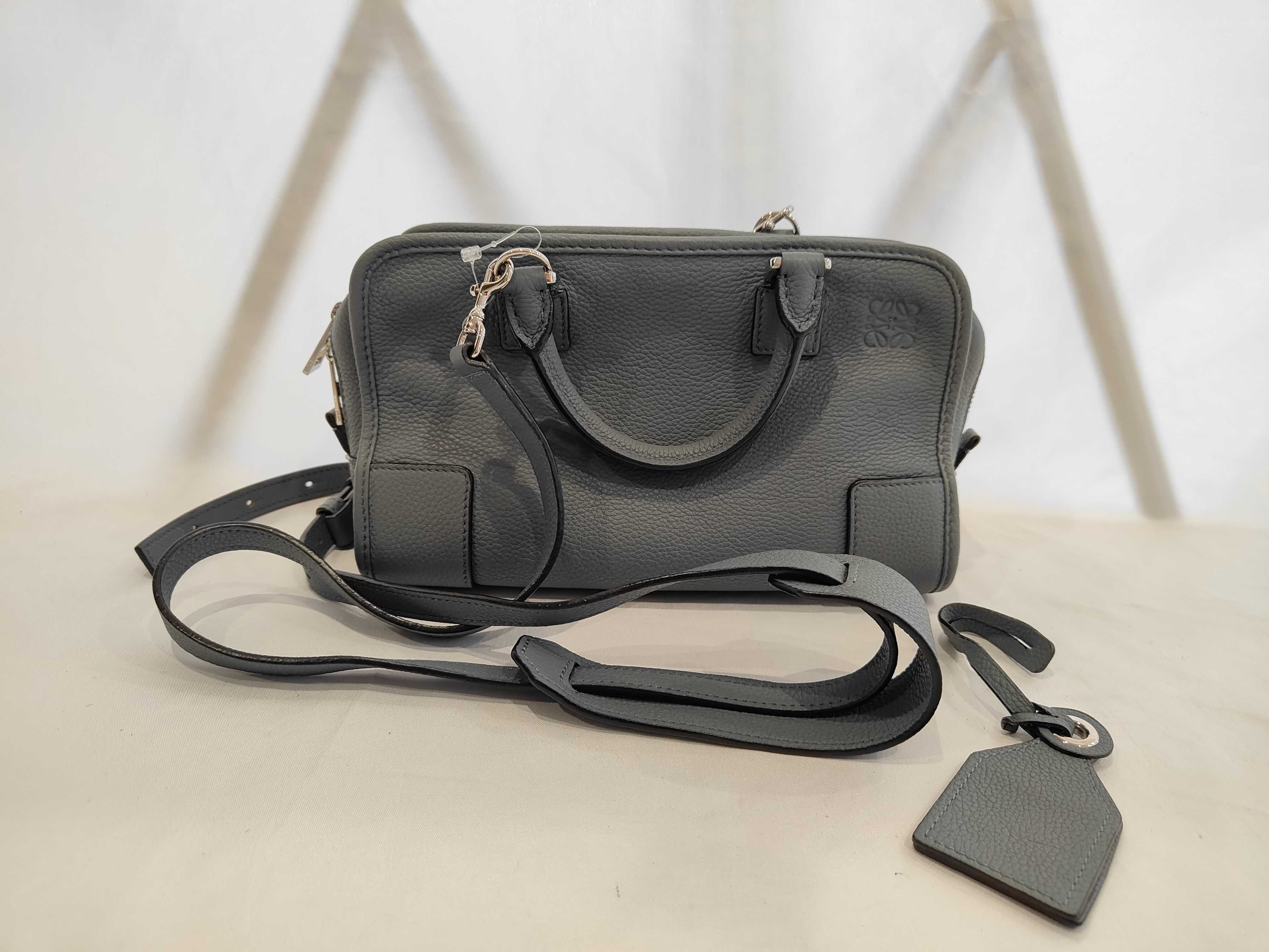 Amazona 23 Shoulder Bag