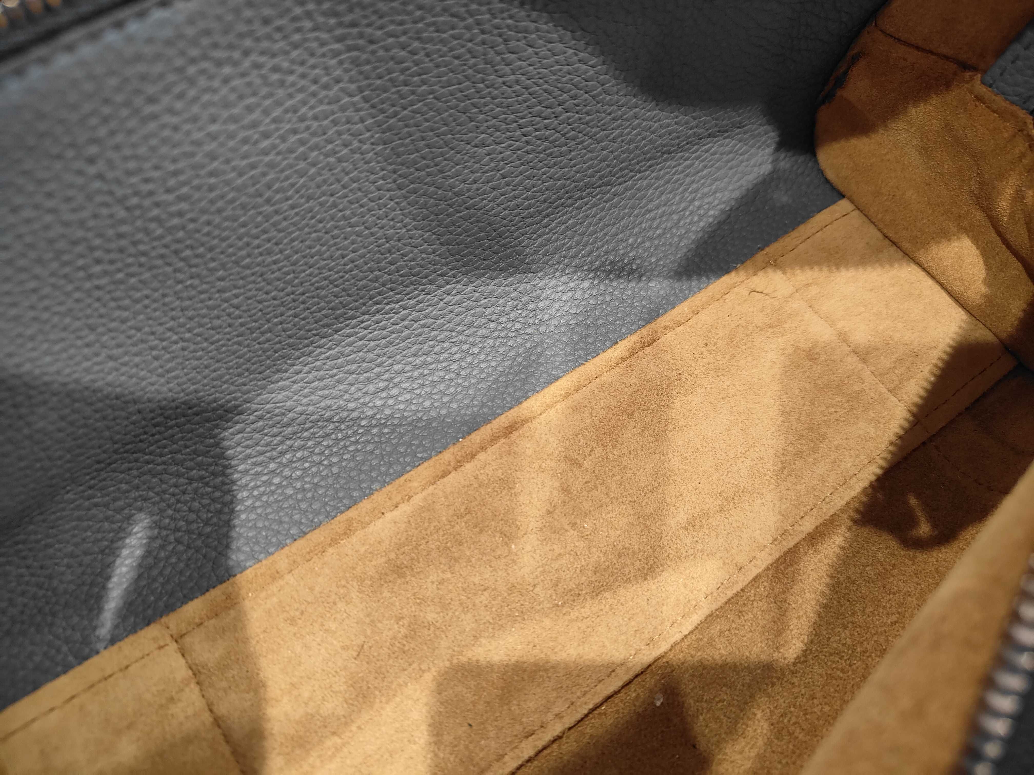 Amazona 23 Shoulder Bag — view 12