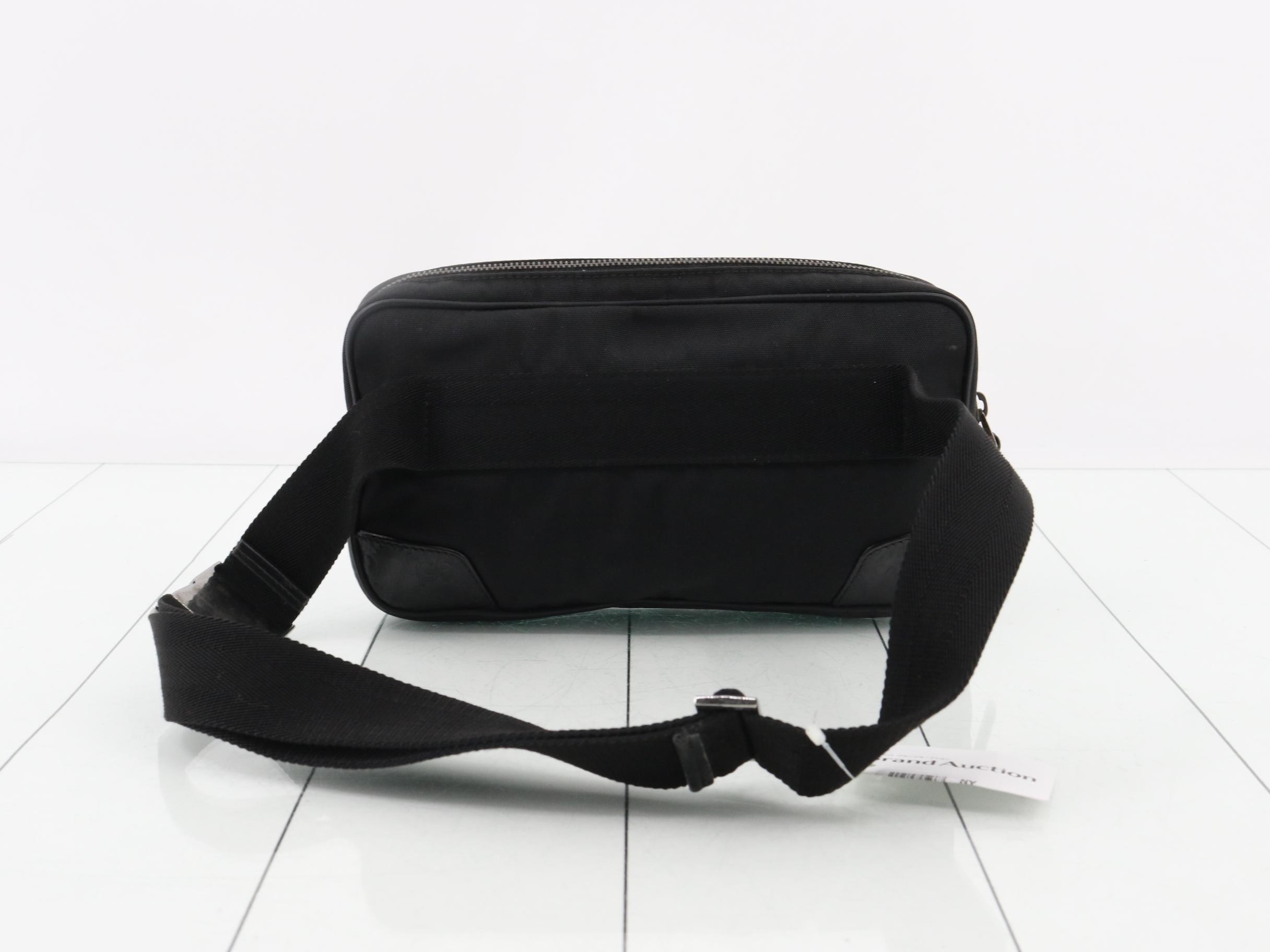 waist pouch — view 2