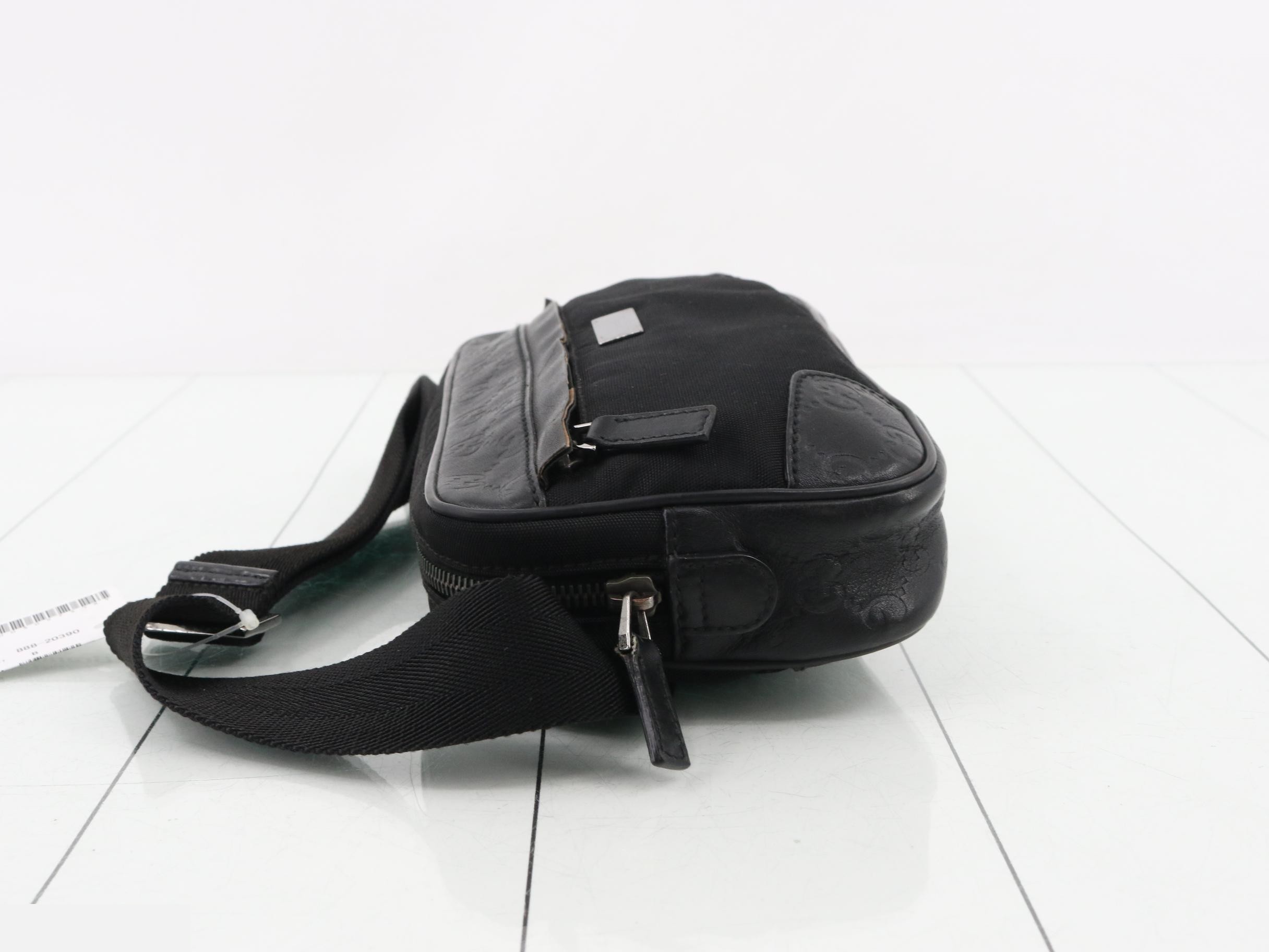 waist pouch — view 4