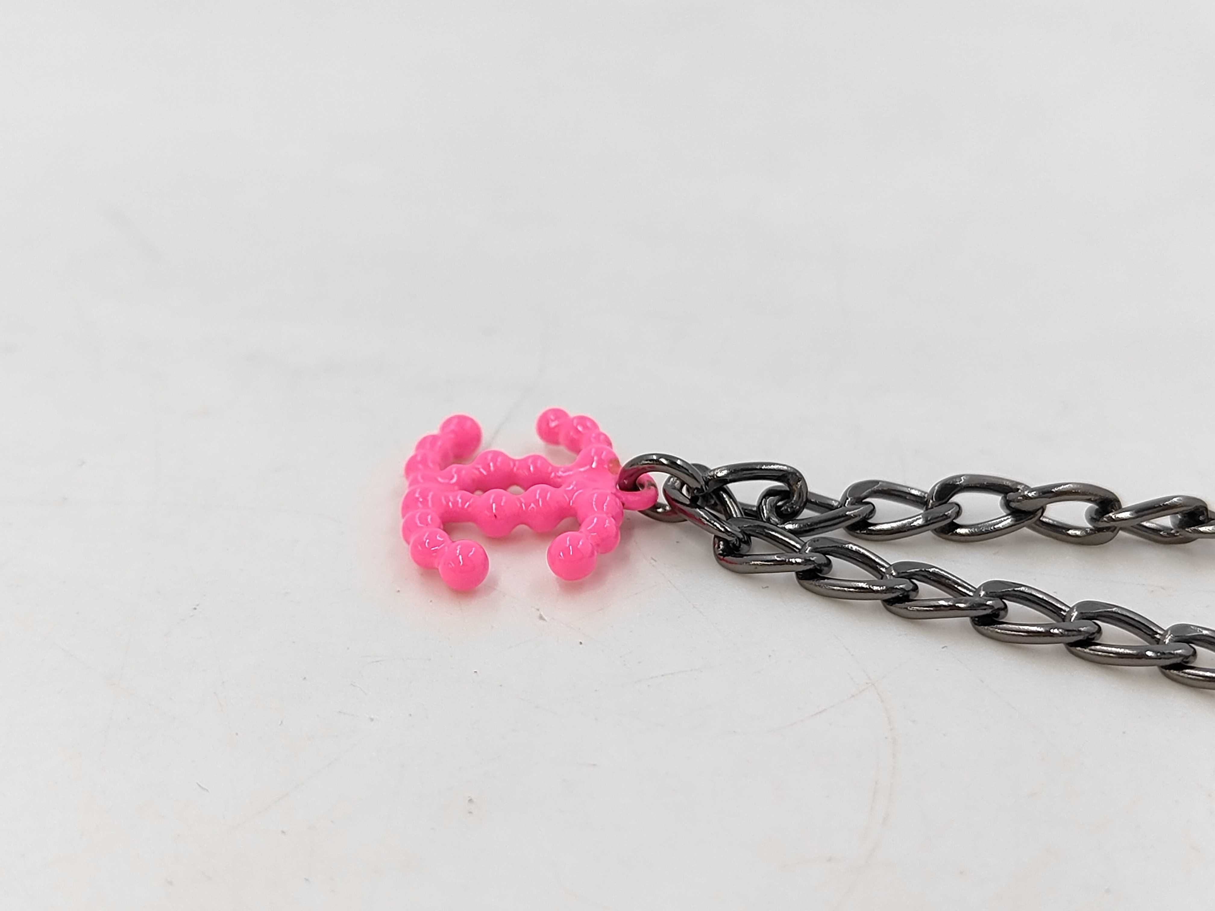 04A Accessories: Box, Necklace — view 2