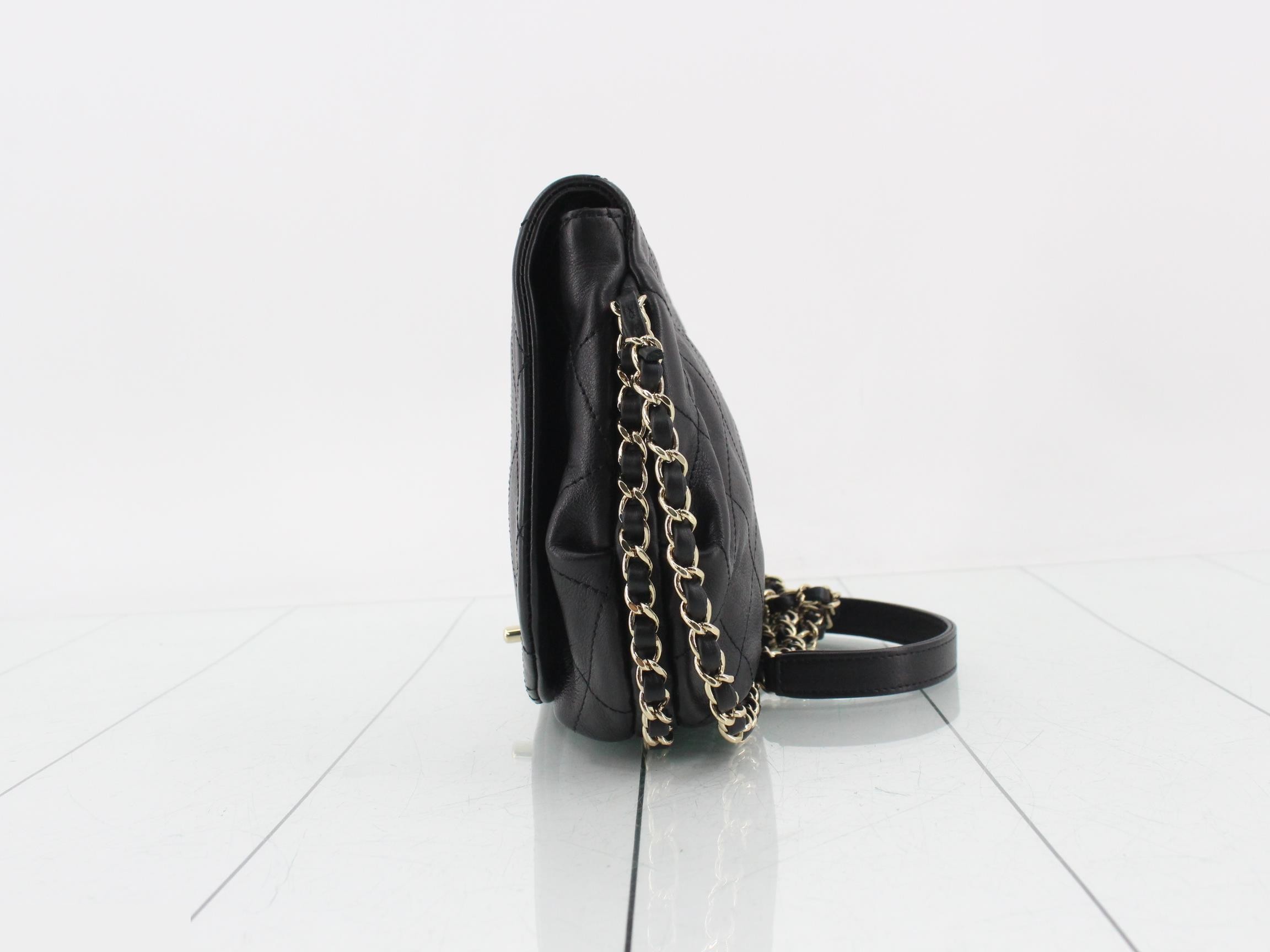 Matelassé Leather Chain Shoulder Bag — view 3
