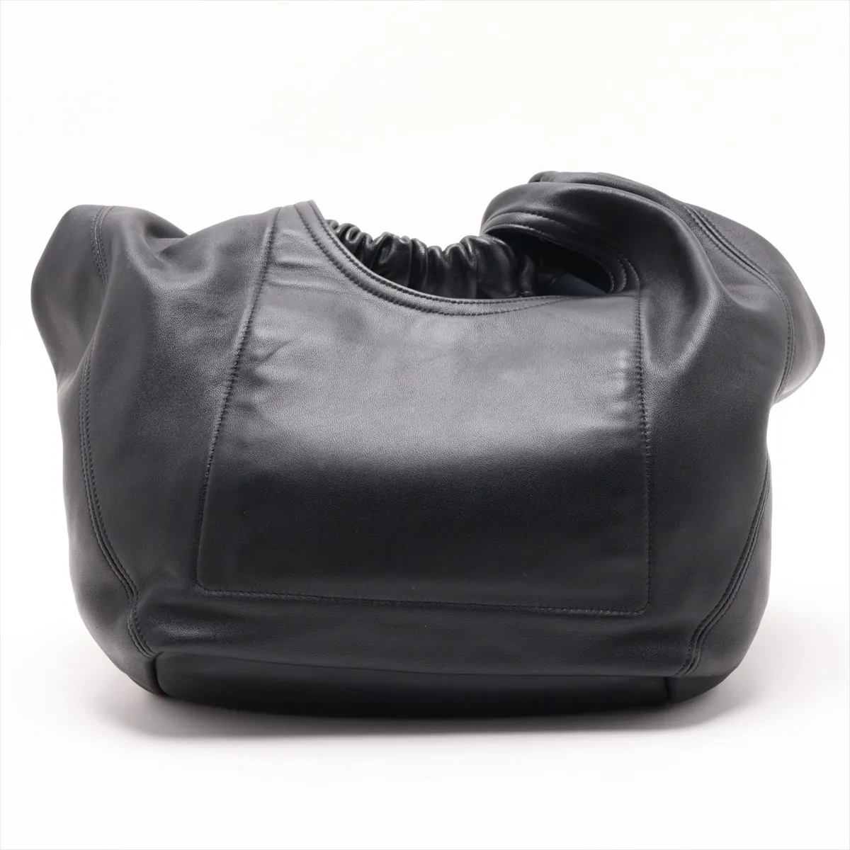 Squeeze Bag Leather Chain Shoulder Bag Black — view 2