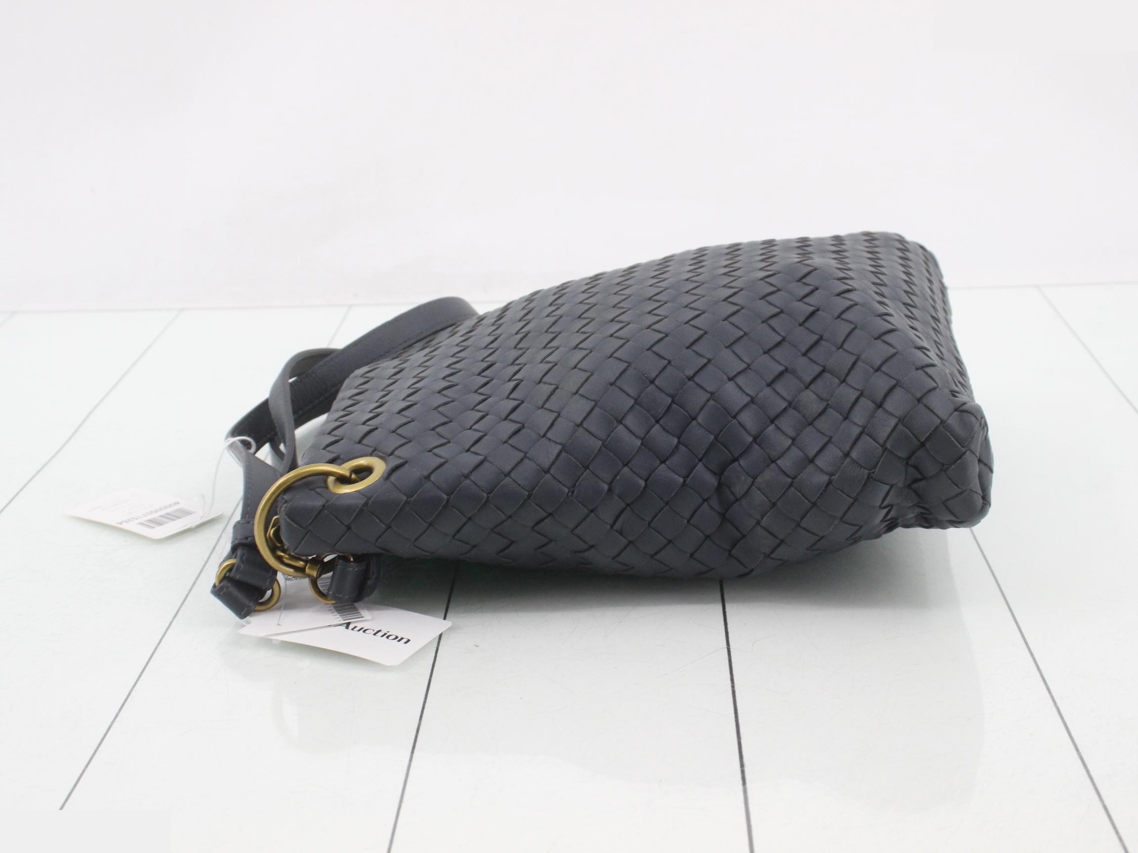 Shoulder bag — view 4