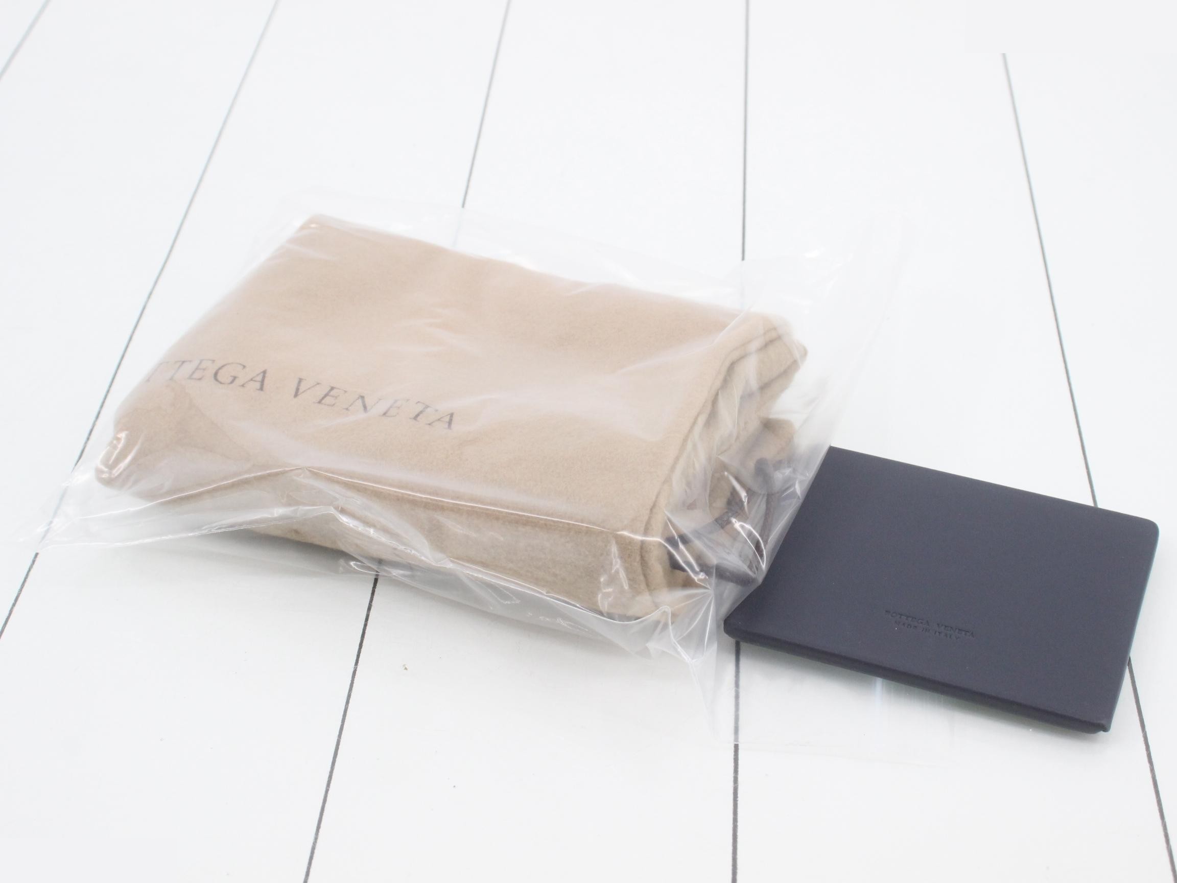 Shoulder bag — view 7