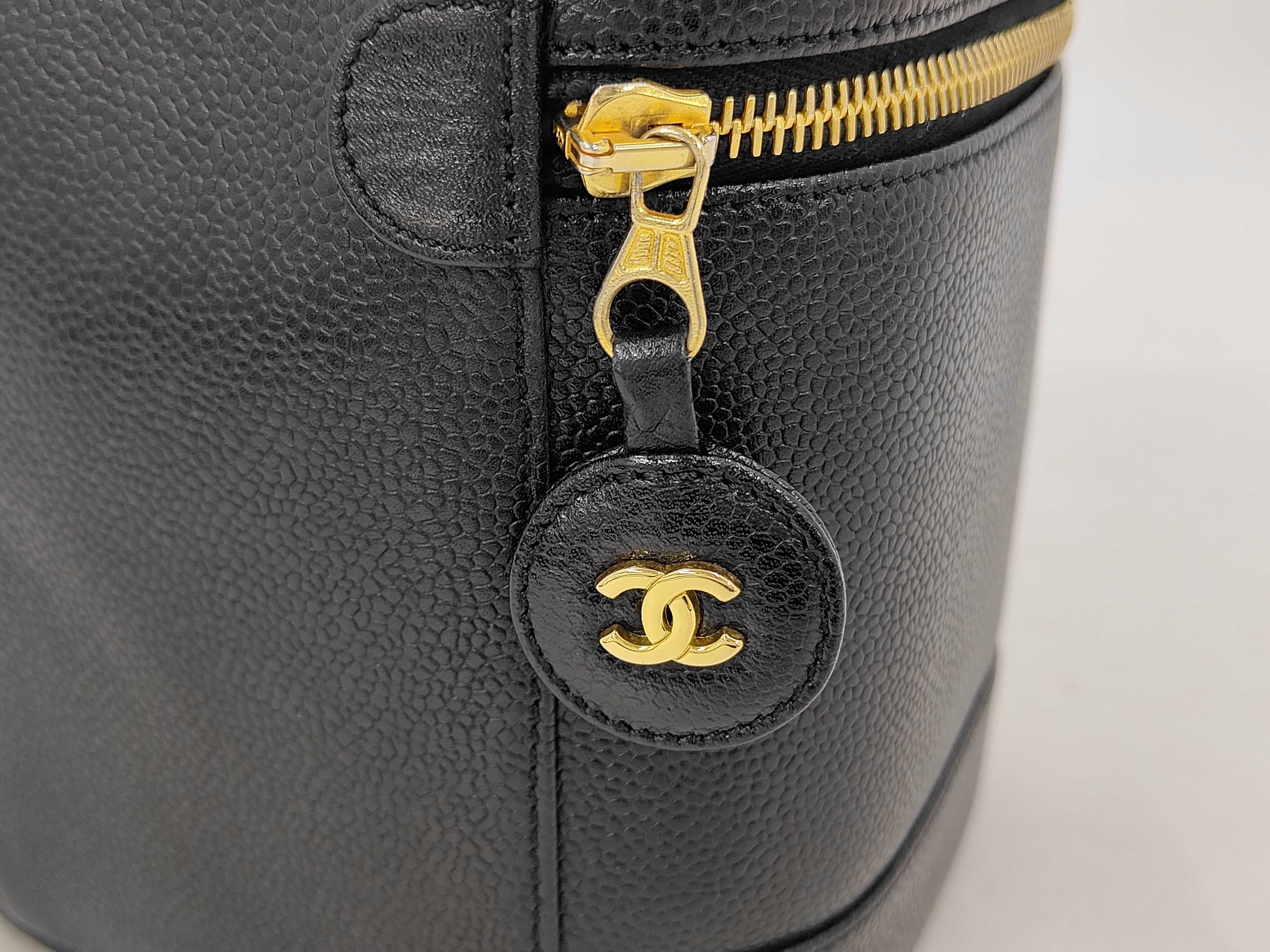 Vanity Bag, Caviar Skin, A01998 Vanity Bag — view 3