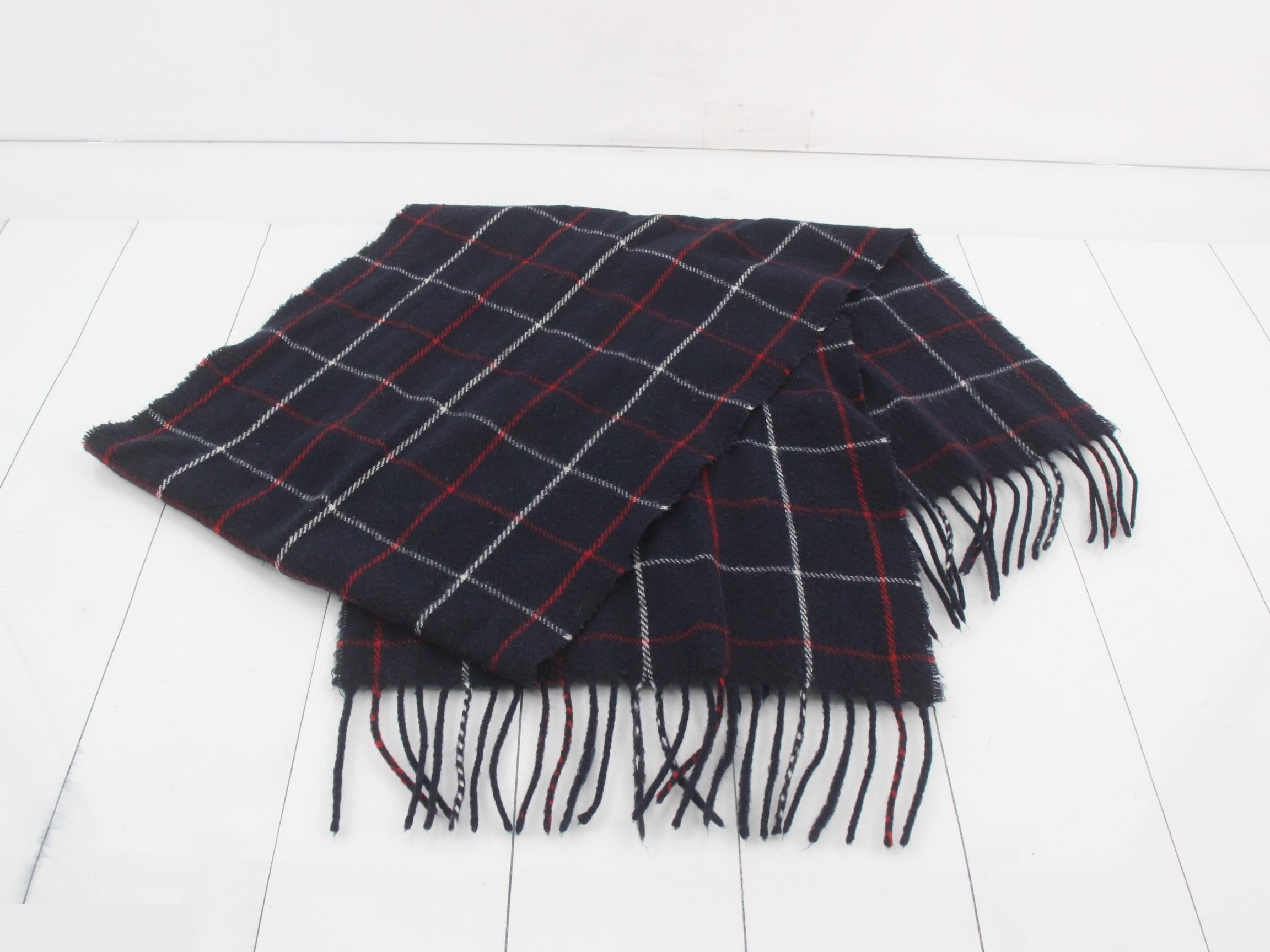 Checkered navy scarf — view 3