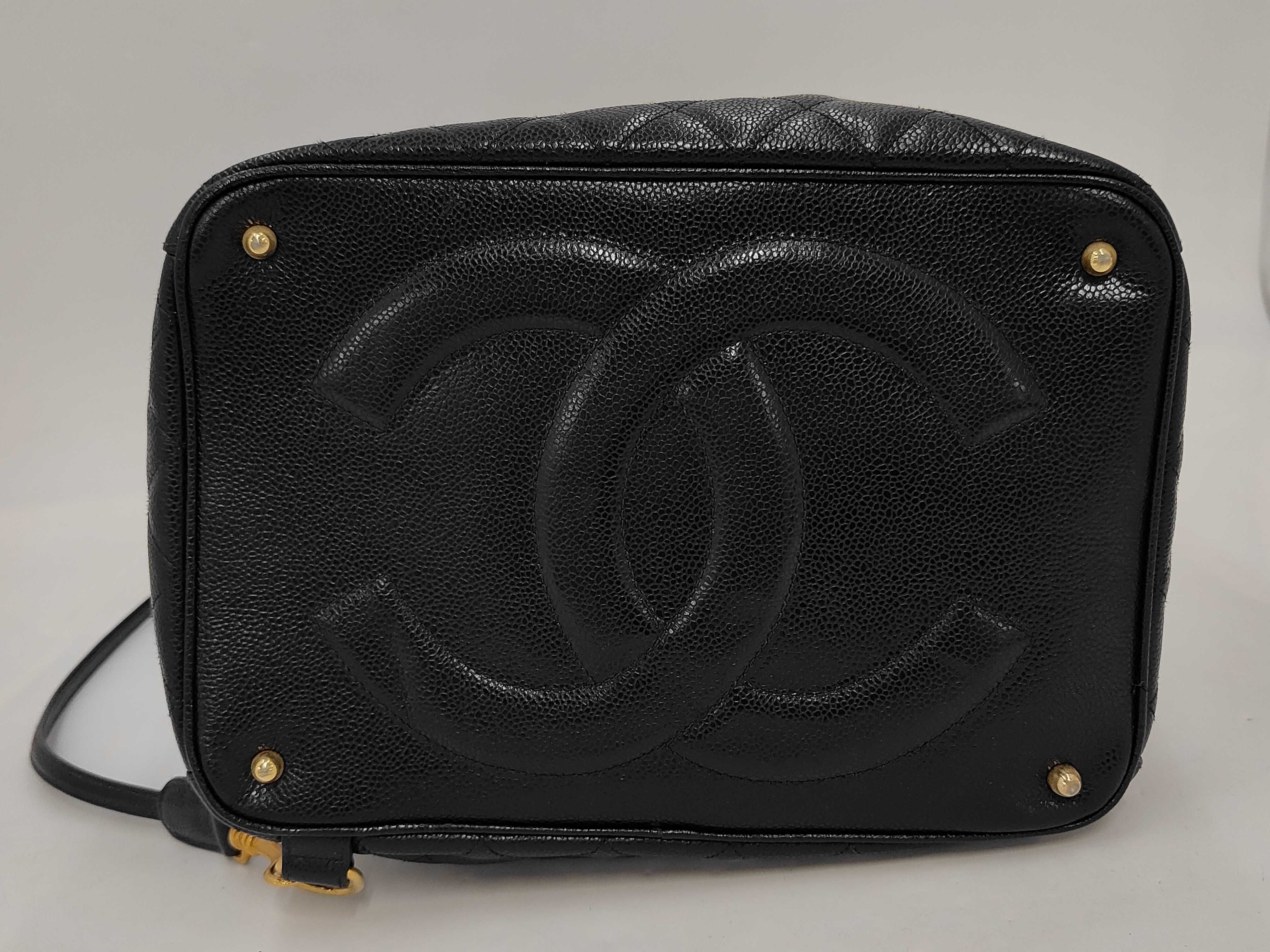 Vintage Drawstring Shoulder Bag, Black Leather Caviar Skin — view 4