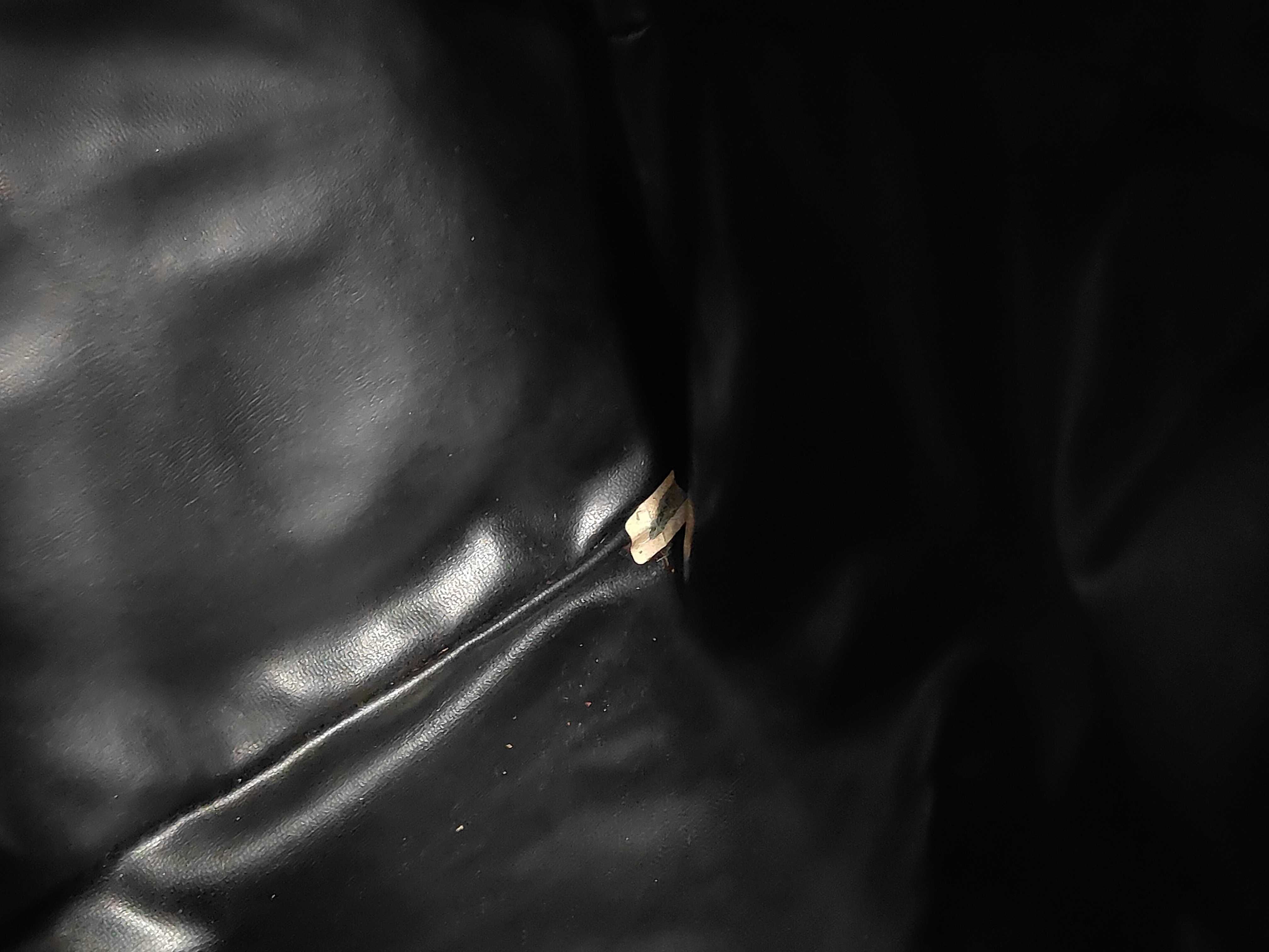 Vintage Drawstring Shoulder Bag, Black Leather Caviar Skin — view 10