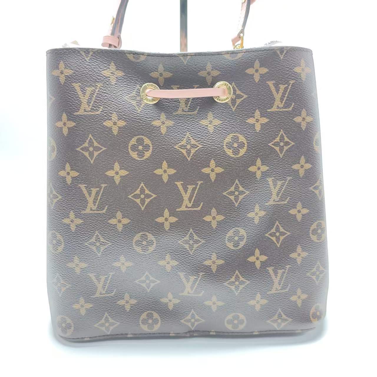 【*Shipped from: China*】LOUIS VUITTON PU Shoulder Bag — view 2