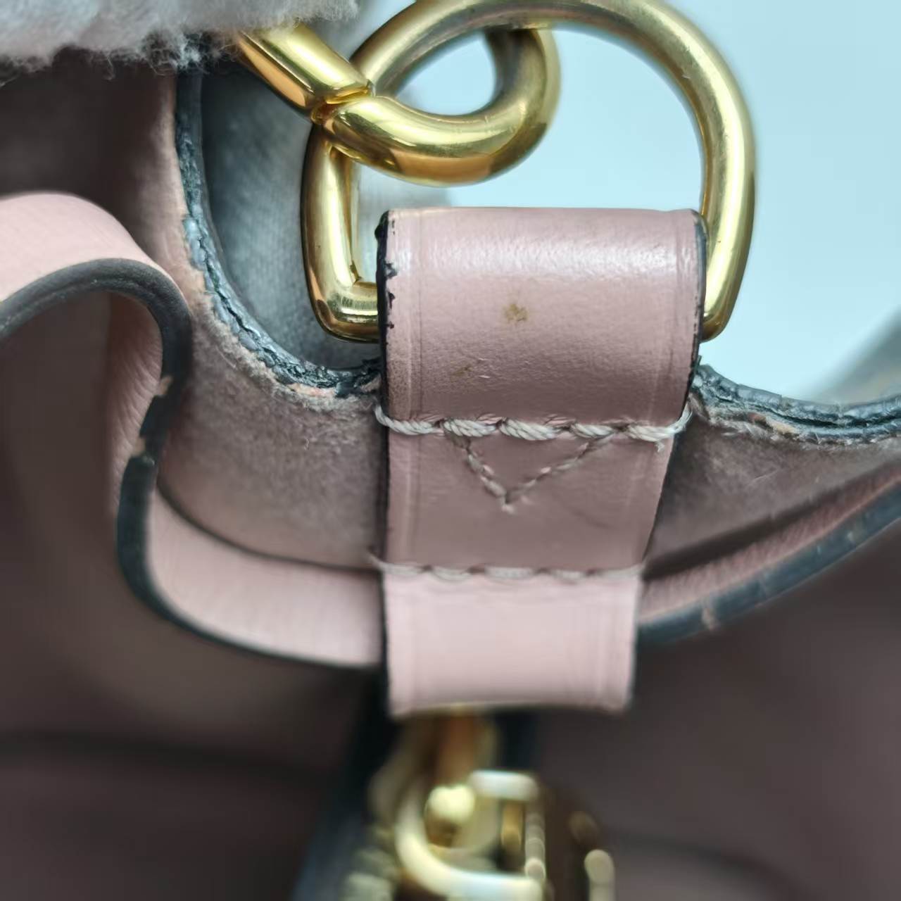 【*Shipped from: China*】LOUIS VUITTON PU Shoulder Bag — view 12