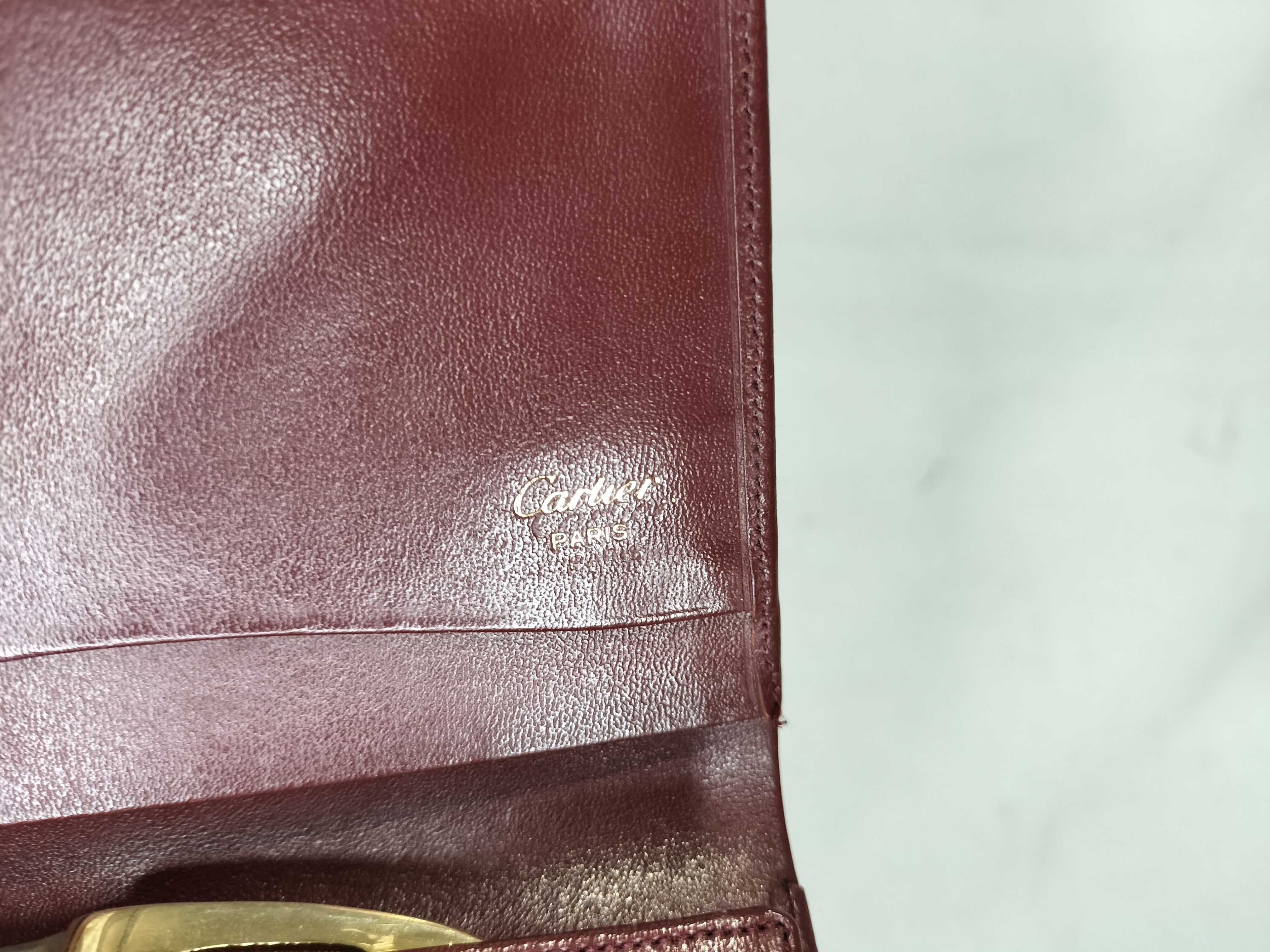 Must Cartier coin purse and other accessories — view 9