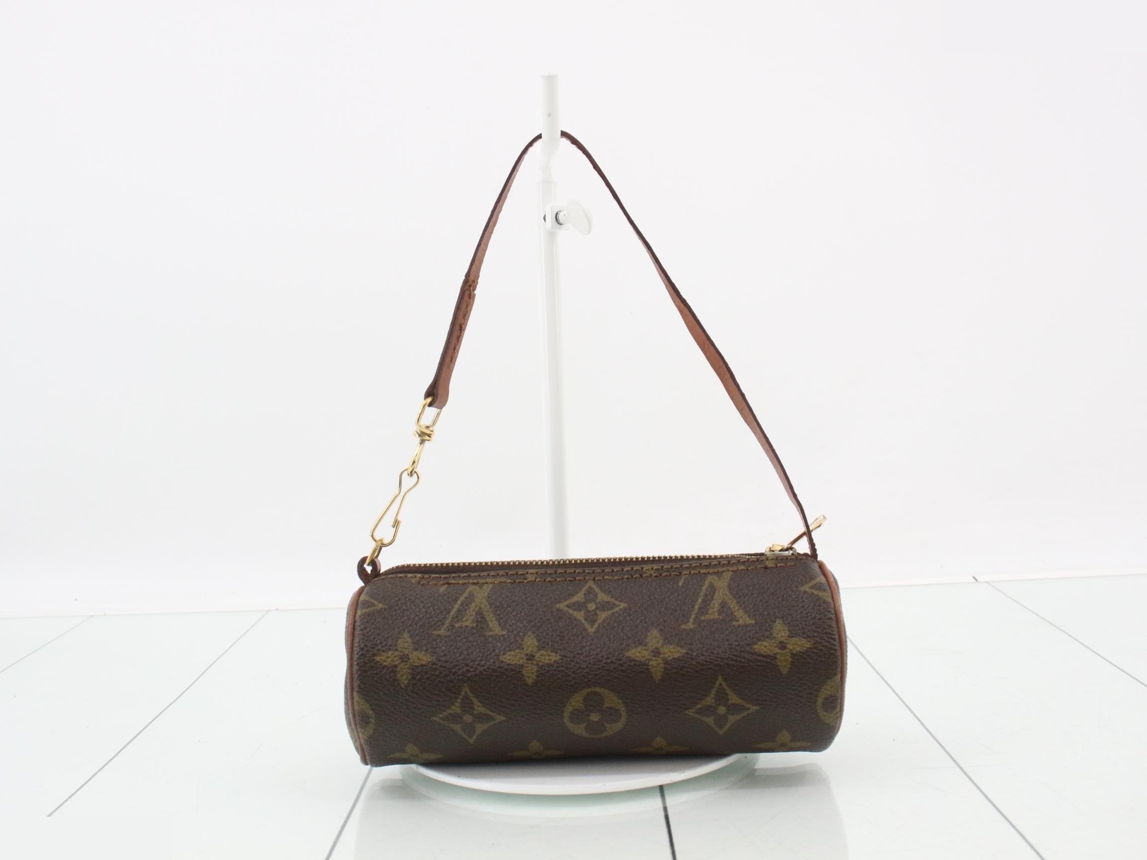 handbag — view 2