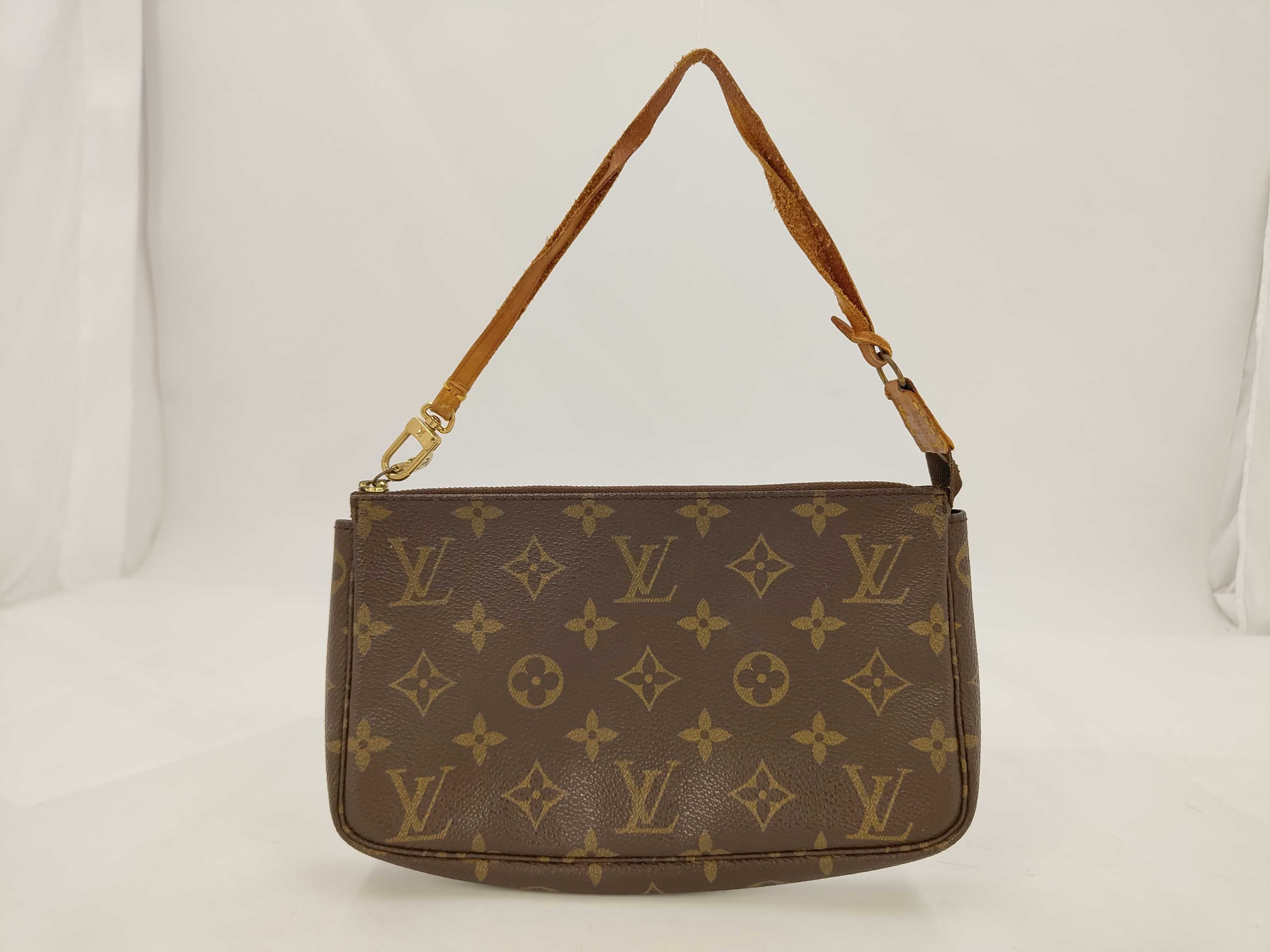 Monogram Louis Vuitton Accessoires Pouch