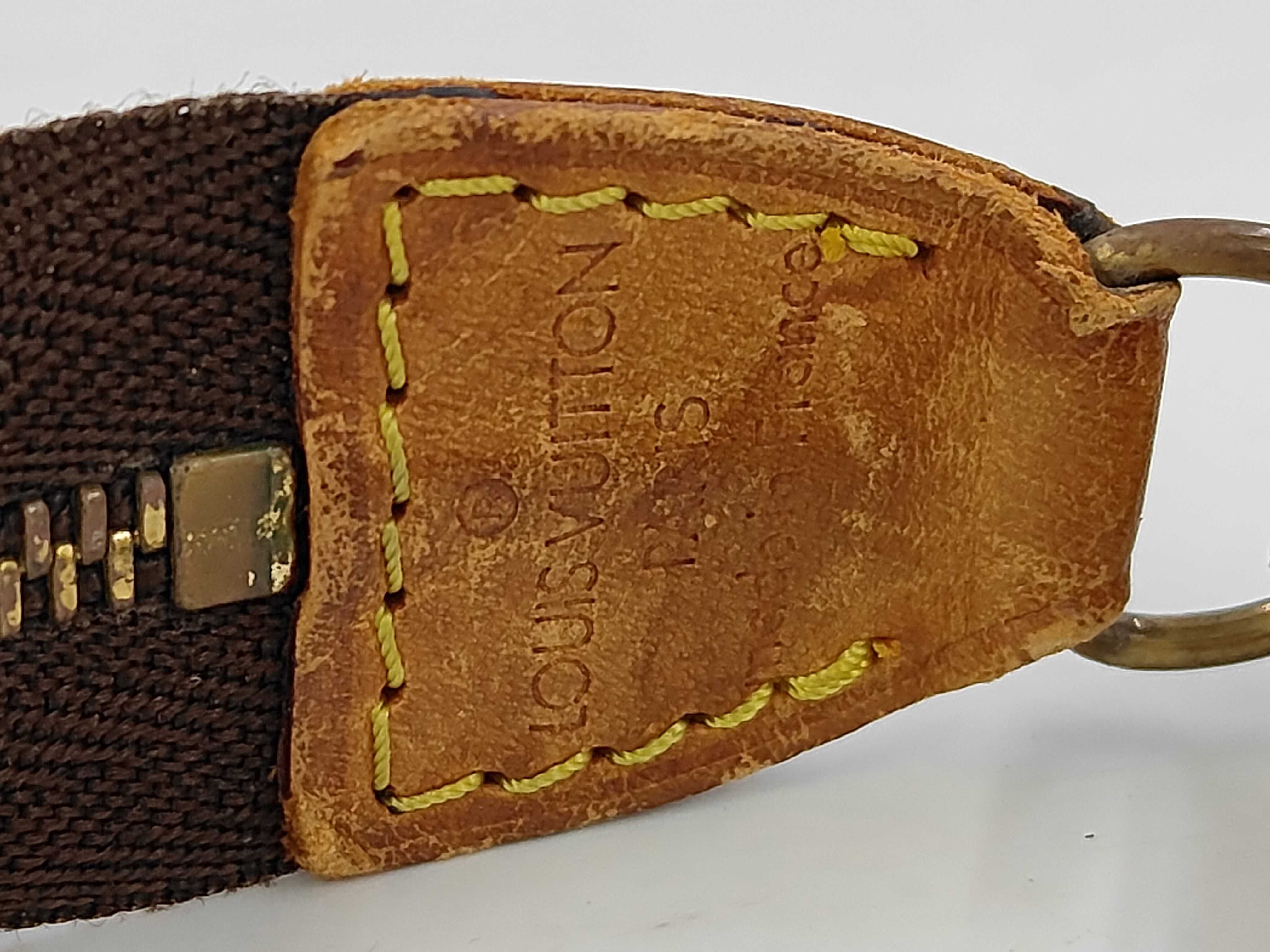 Monogram Louis Vuitton Accessoires Pouch — view 9