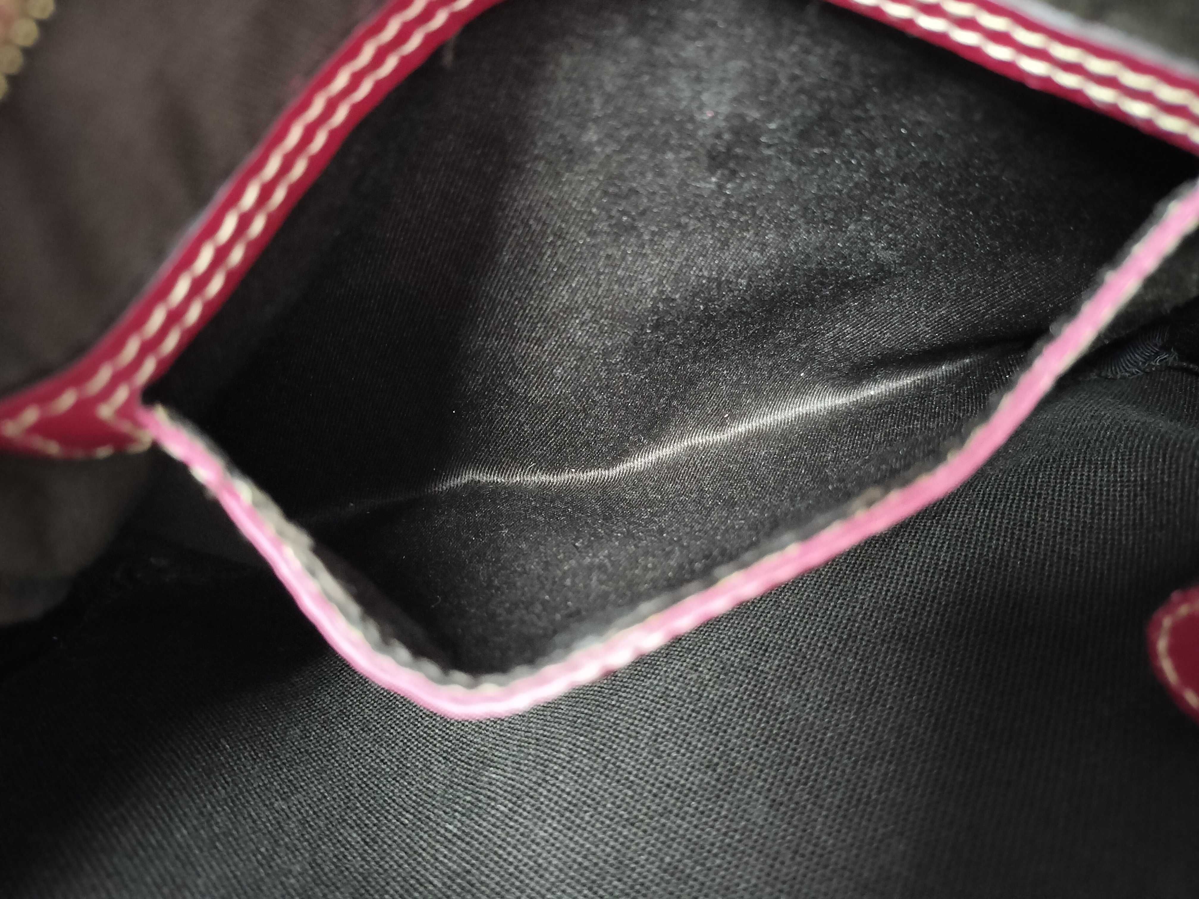 GG Supreme Sherry Shoulder Bag — view 11
