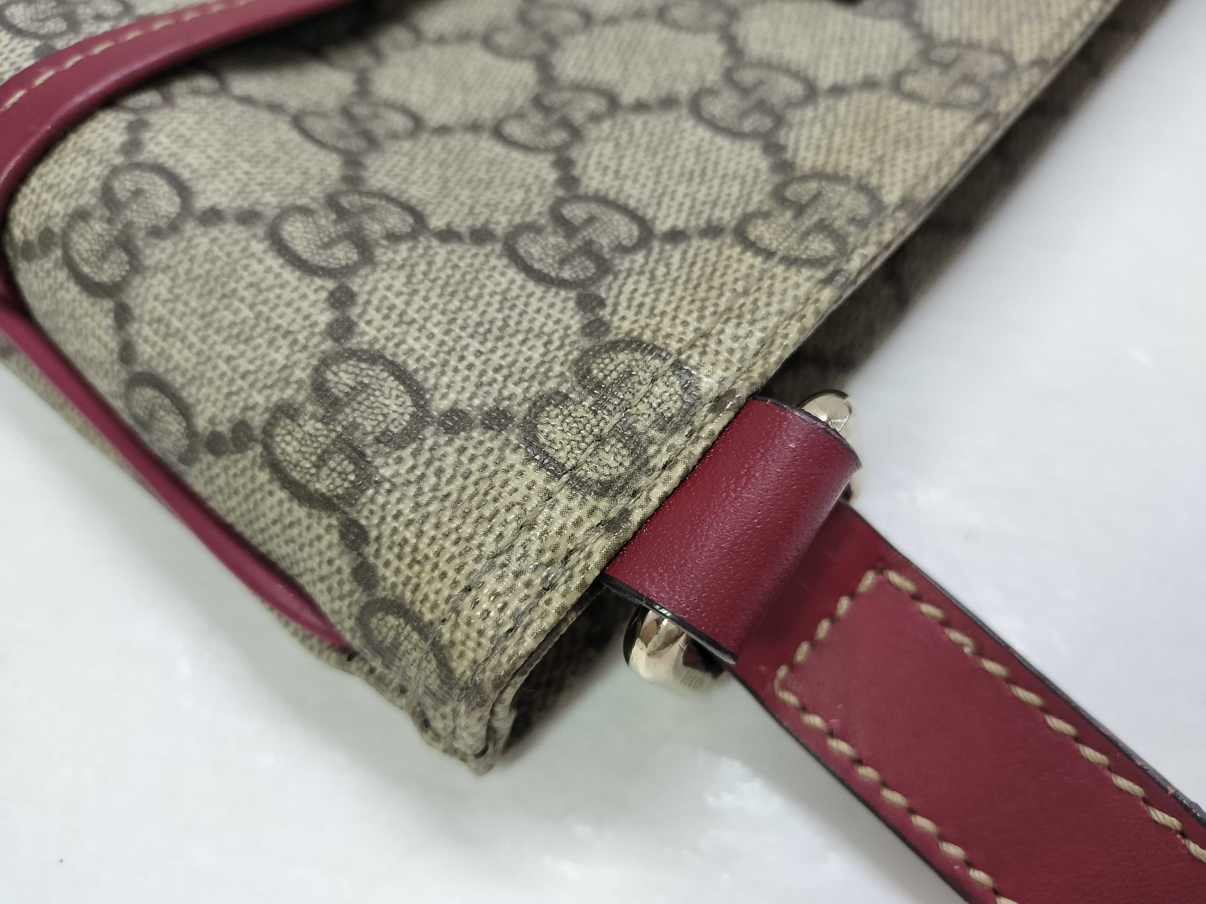 GG Supreme Sherry Shoulder Bag — view 5