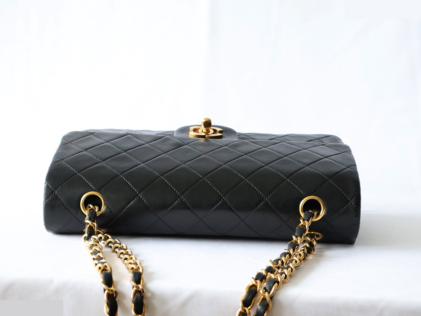 Matelassé 25 Lambskin Double Flap Double Chain Shoulder Bag, Black — view 8