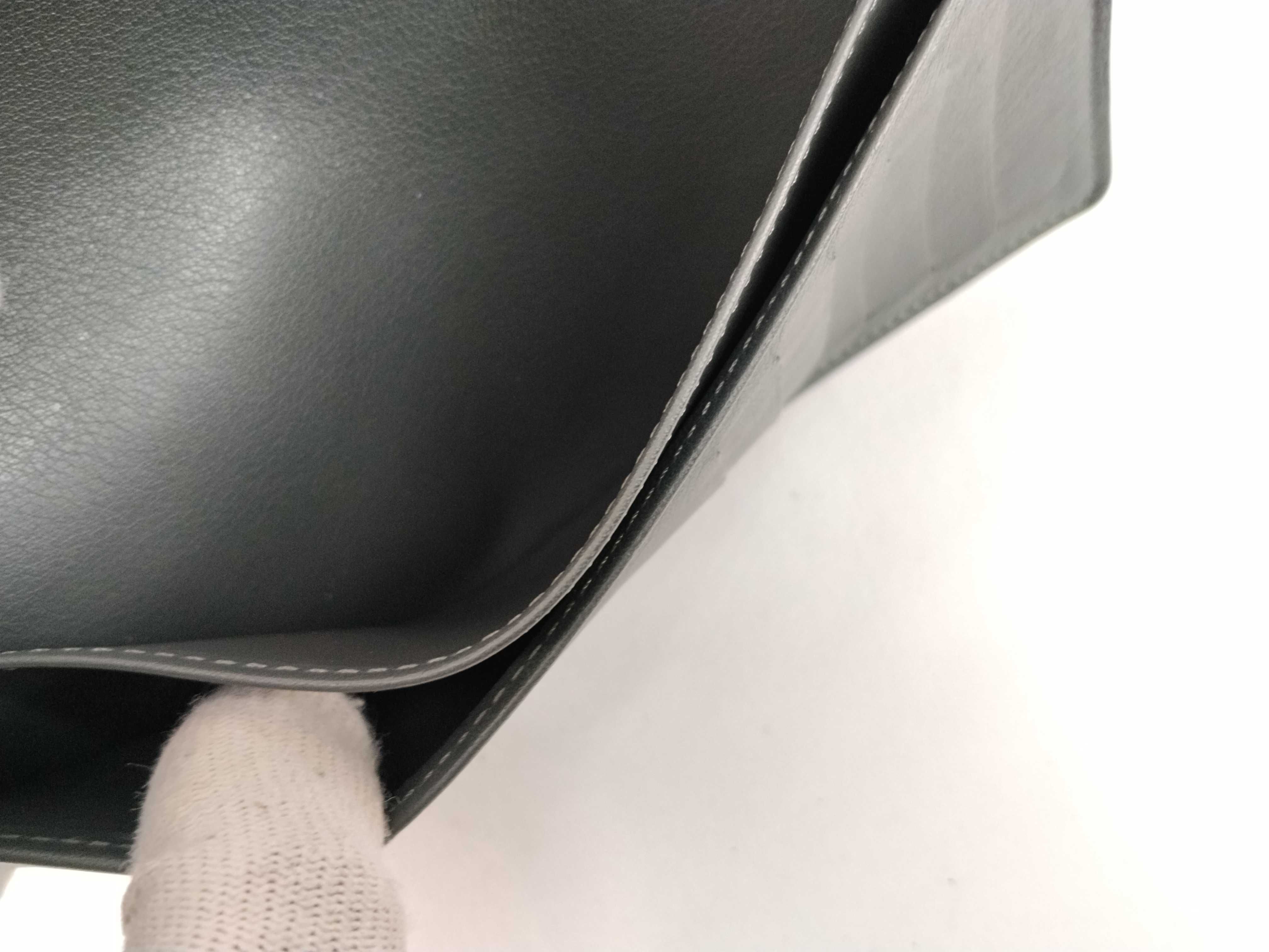 Taiga LV Long Wallet — view 14
