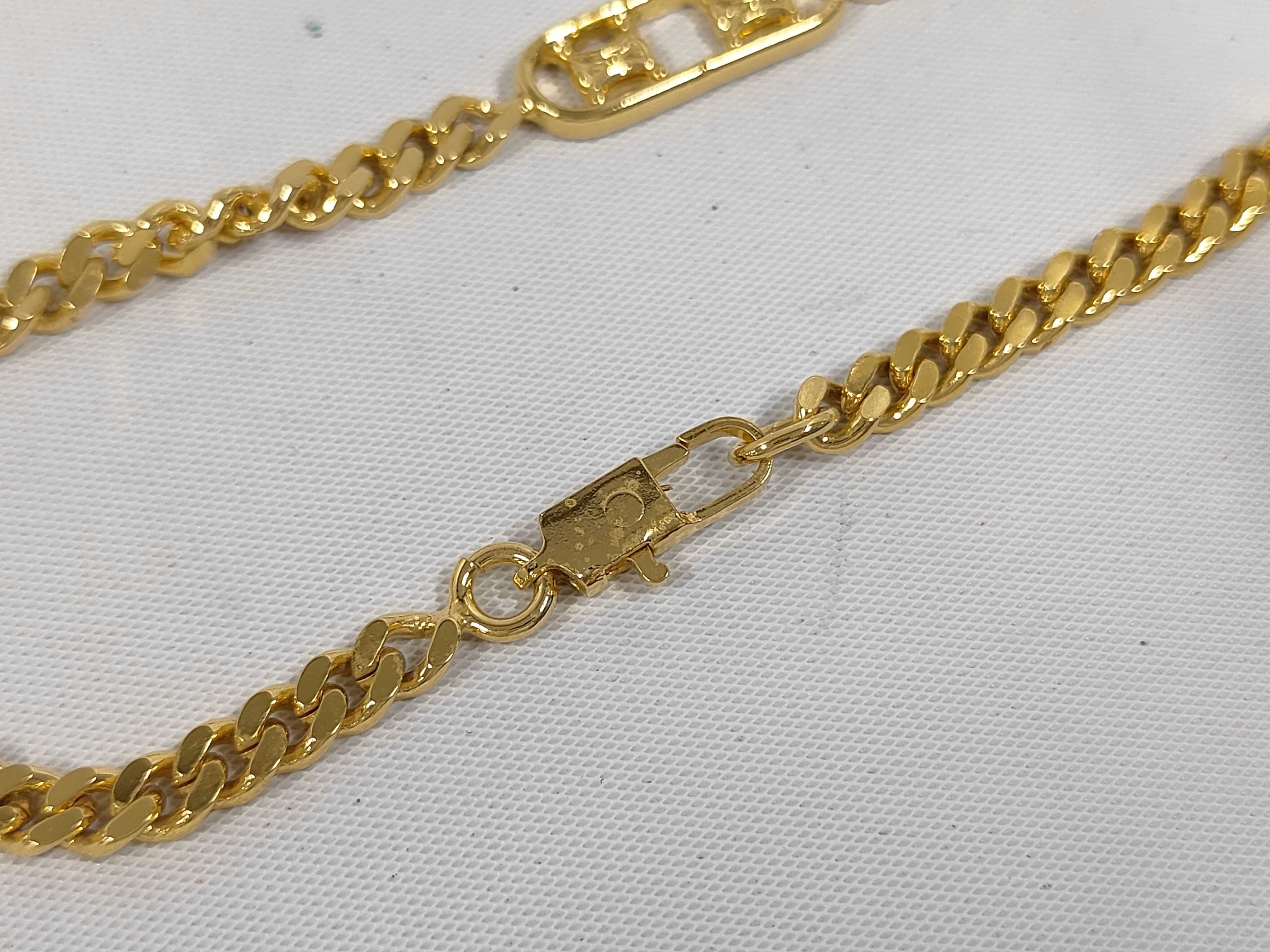 necklace — view 4