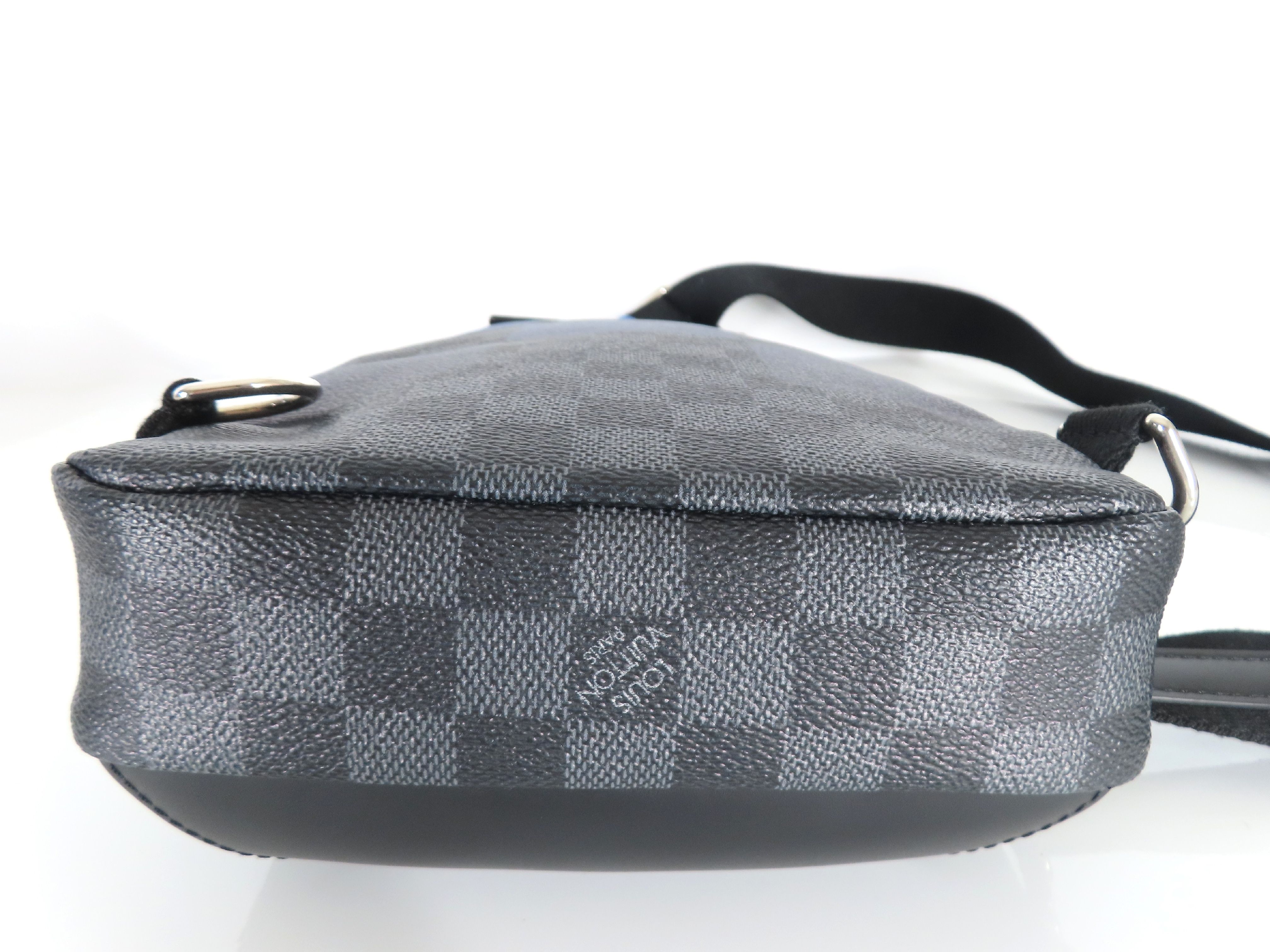 Damier Giant Avenue Sling Bag N40404 Waist Bag — view 7