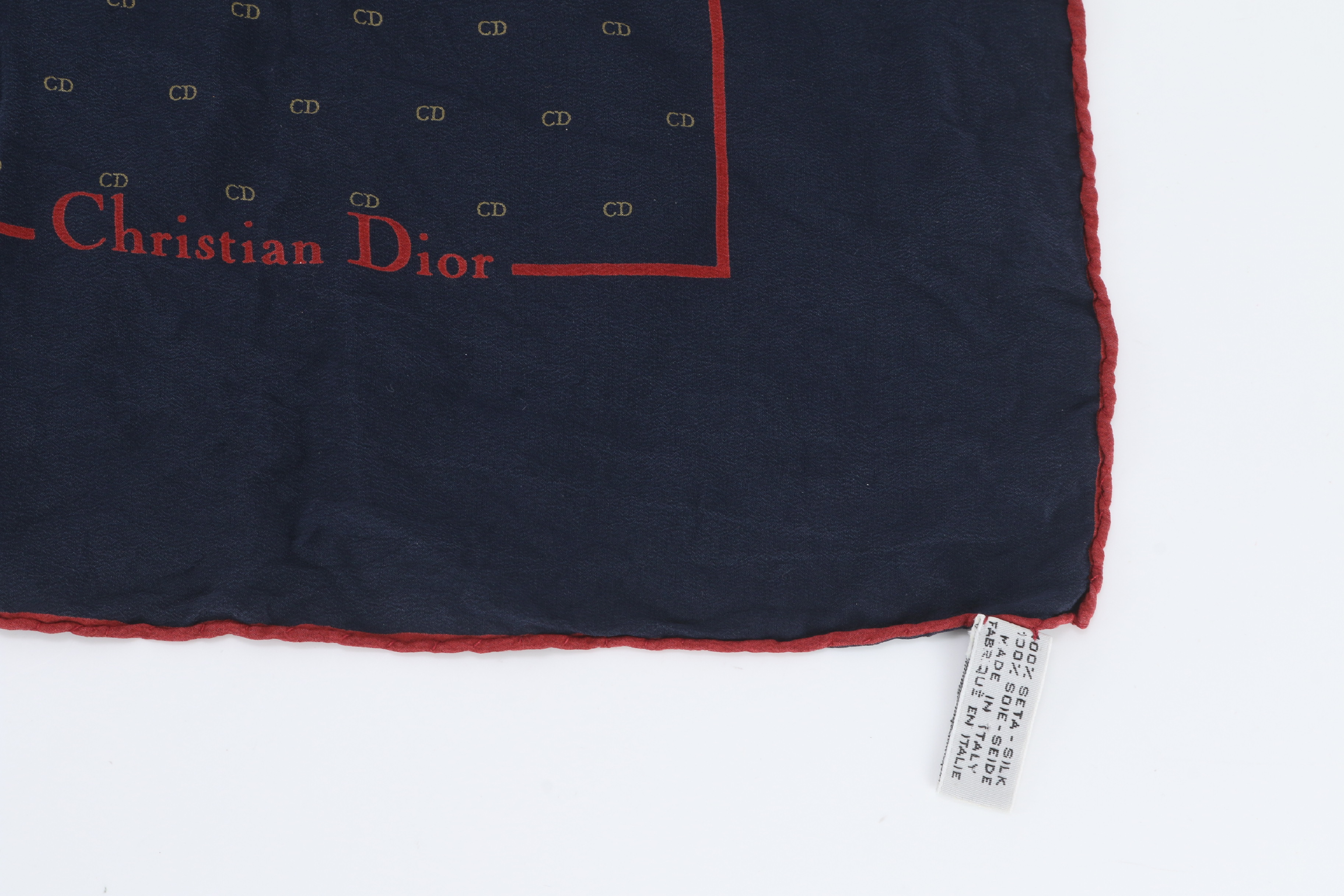 all-over print scarf with tag, 100% silk, other accessories. — view 5