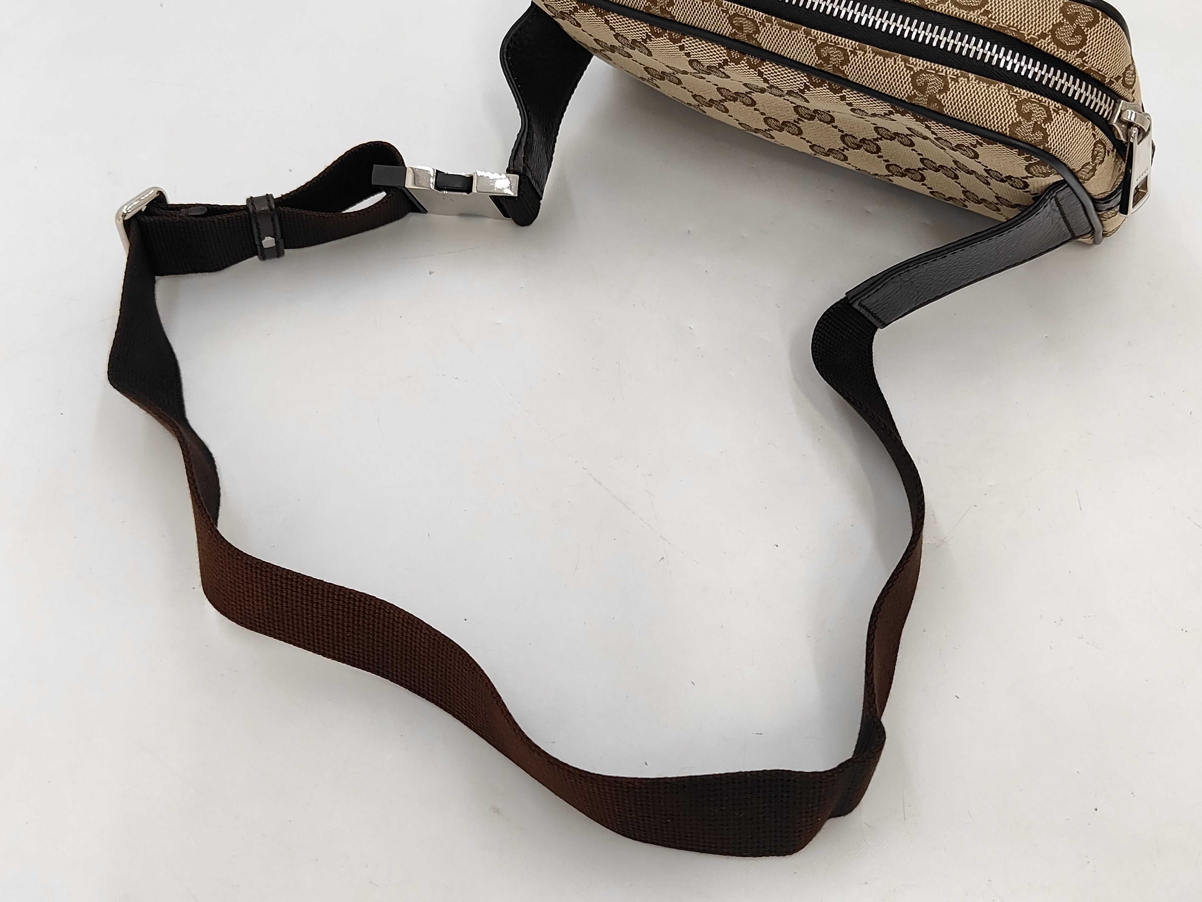 GG Supreme Camera Bag Shoulder Bag — view 5