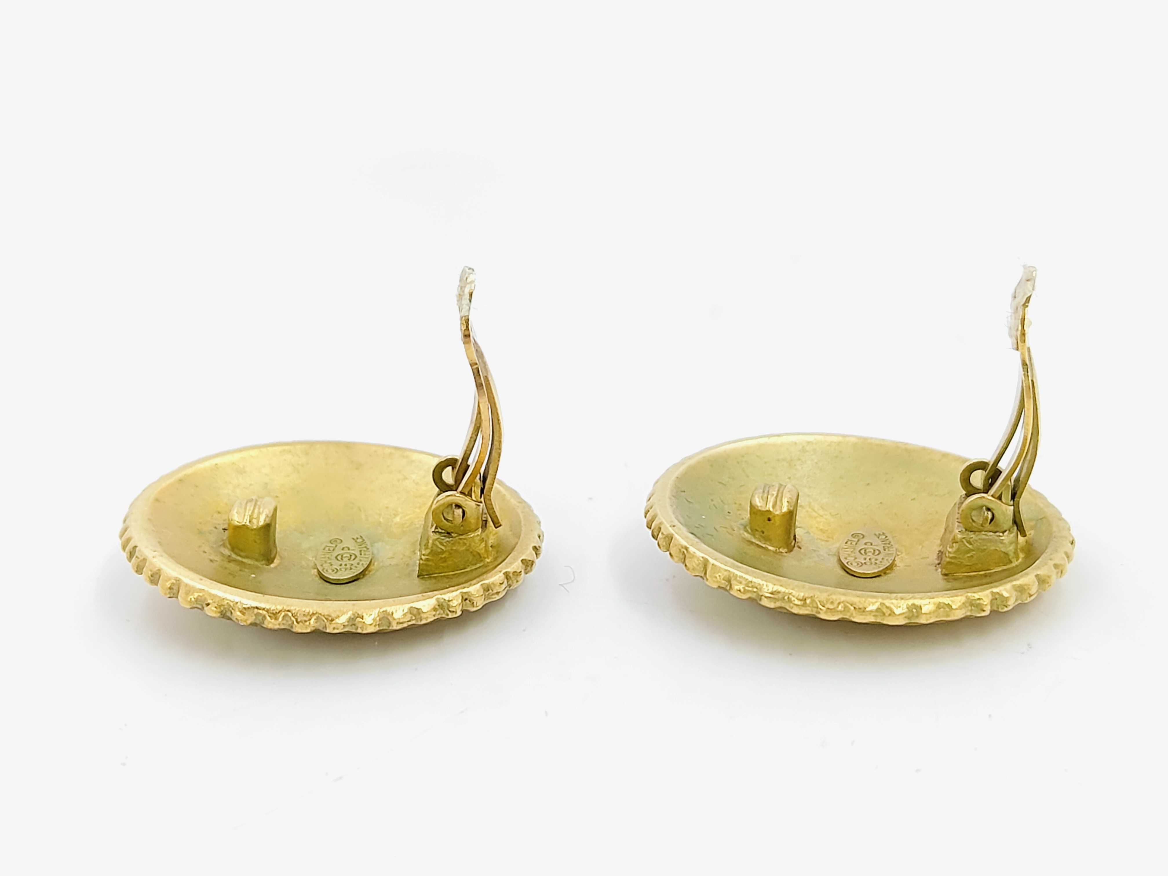 Round Earrings 95P Earrings — view 3